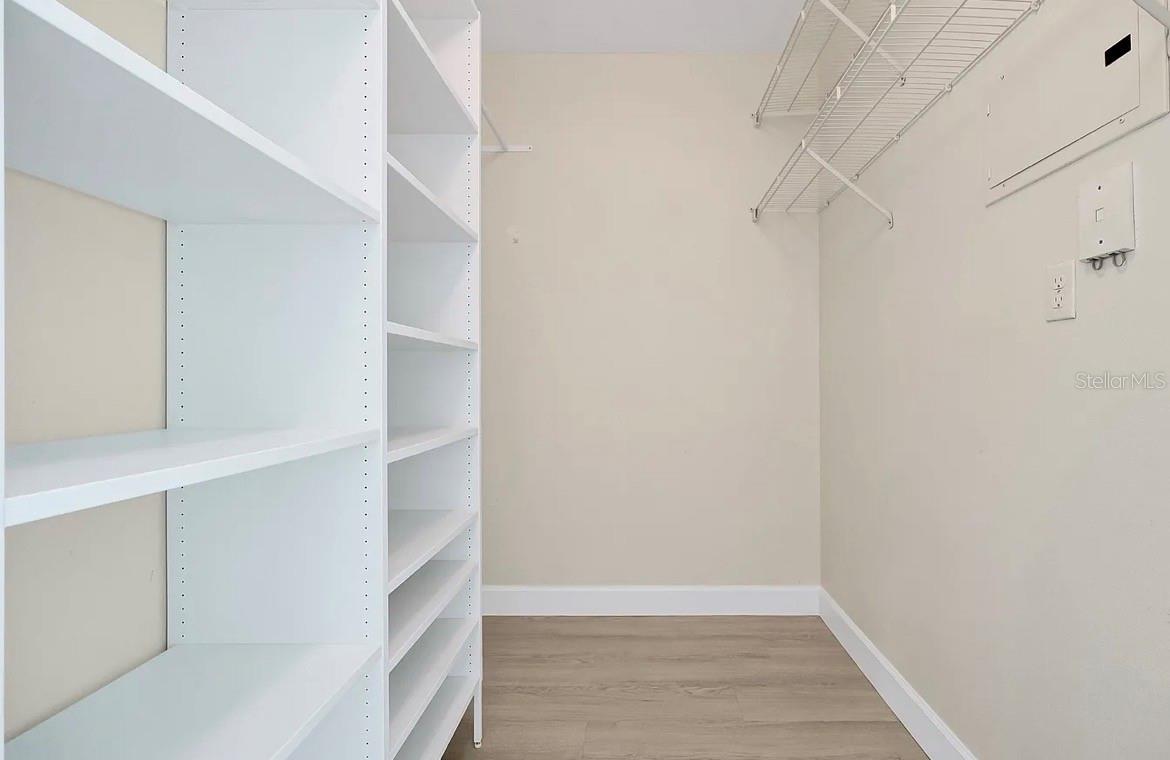 WAVERLY/LK EOLA - Residential Lease