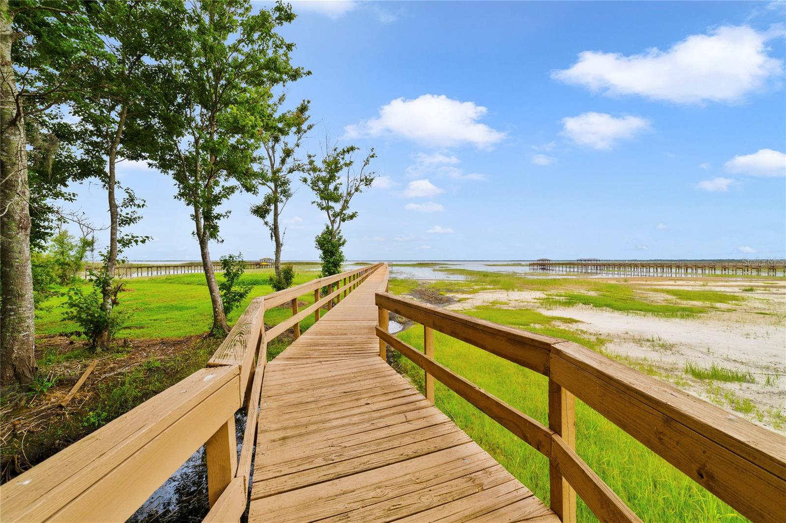 EAST LAKE RESERVE AT NARCOOSSEE UNIT 3 - Land