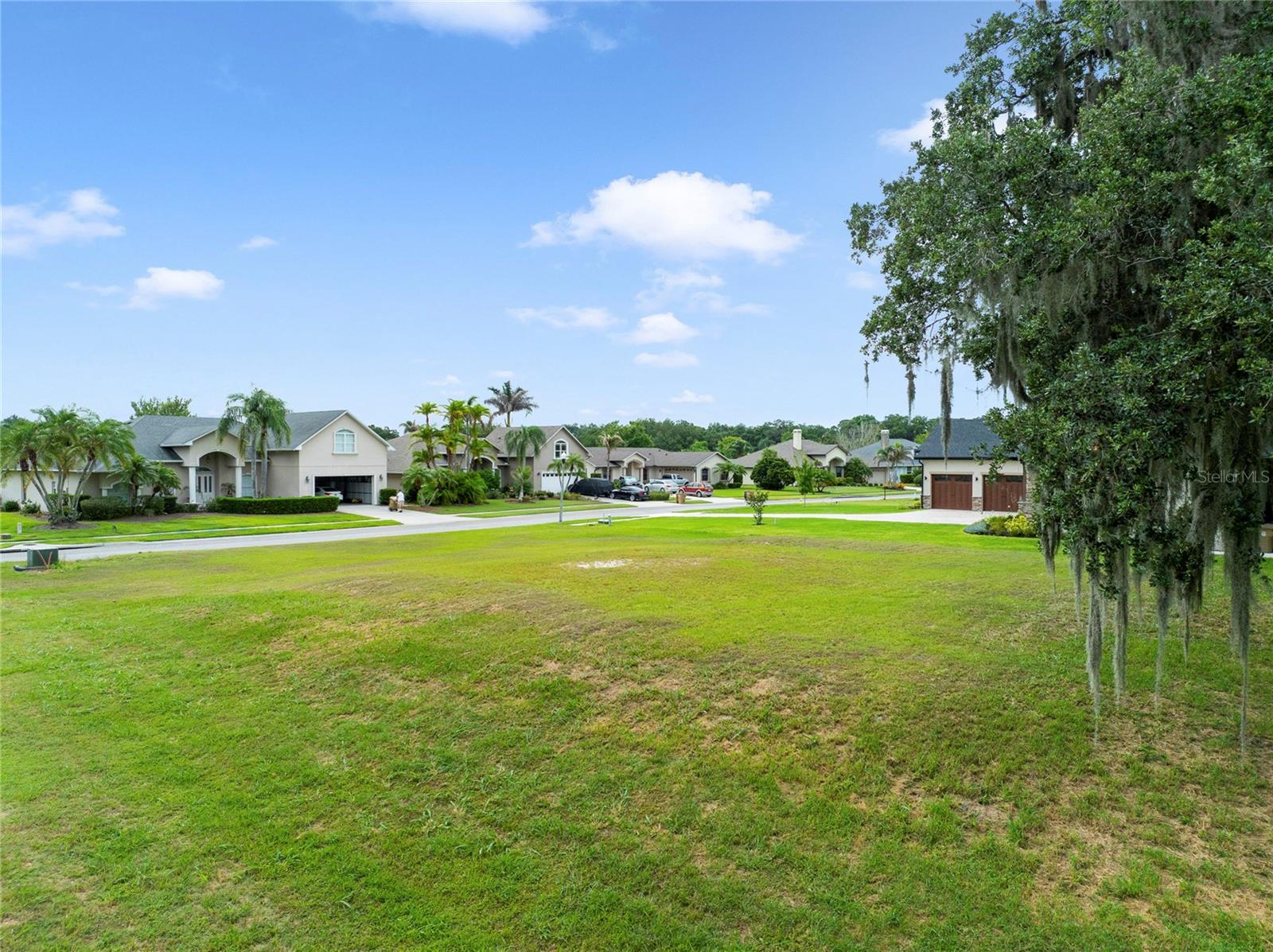EAST LAKE RESERVE AT NARCOOSSEE UNIT 3 - Land