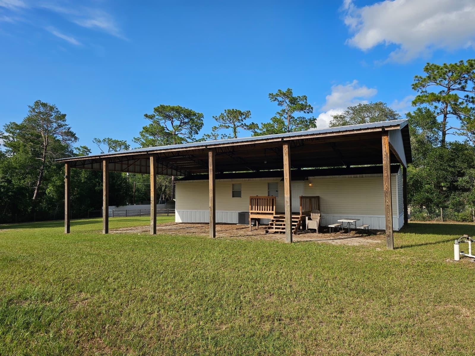 FRST LAKES PARK - Residential