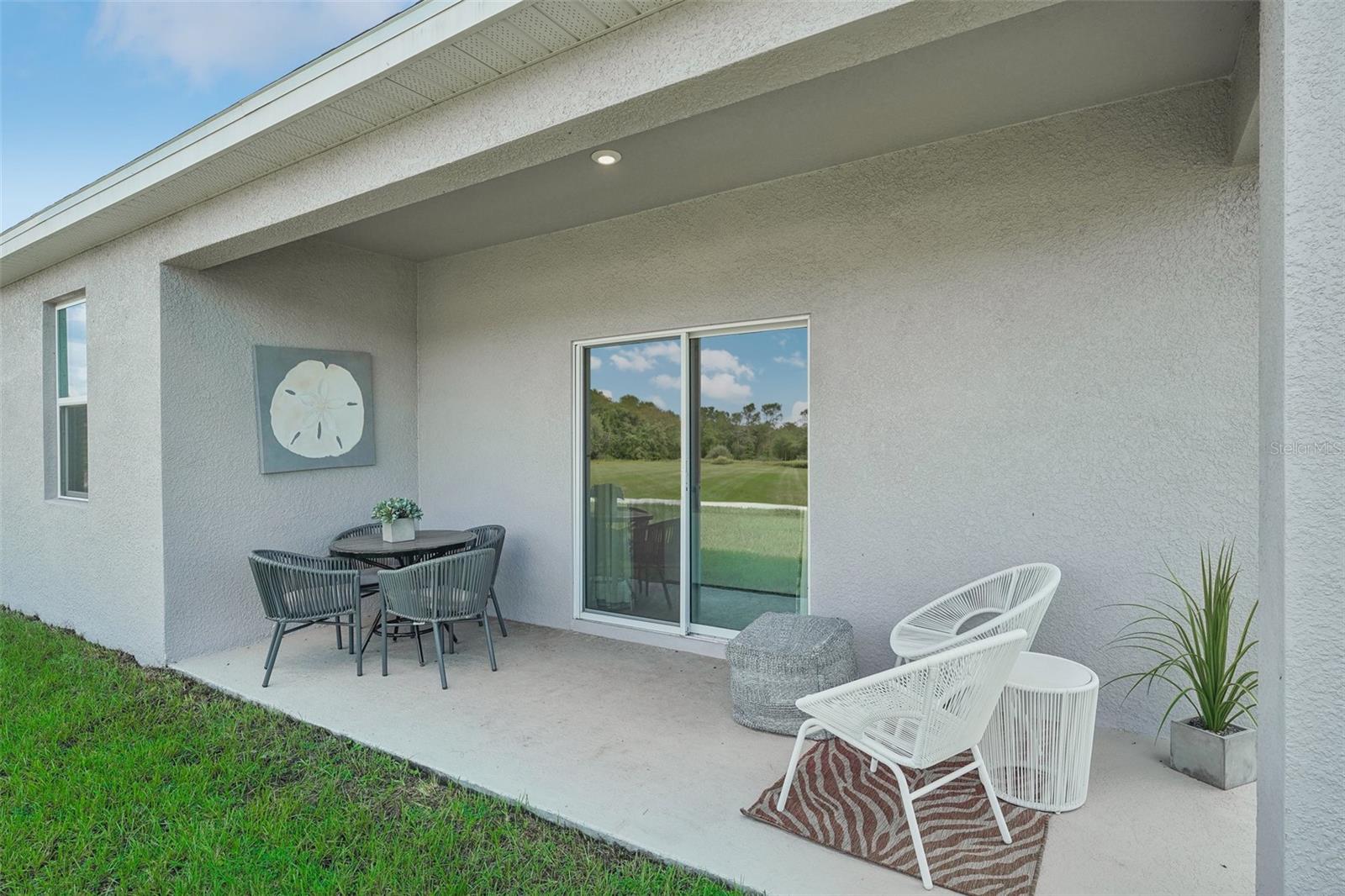 SILVER LAKE POINTE - Residential