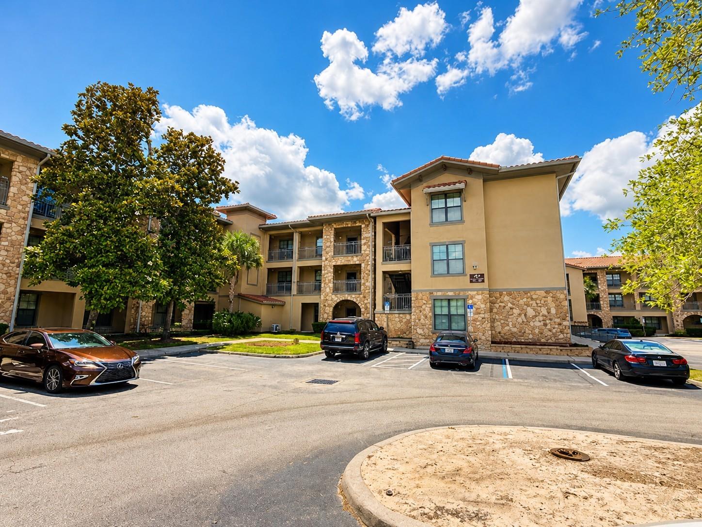 BELLA PIAZZA - Residential