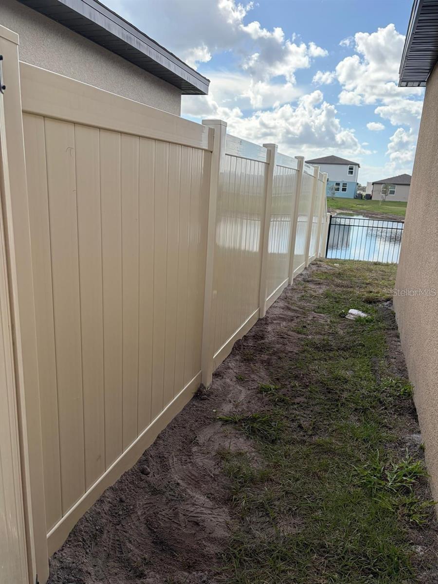 LAKE DEER ESTATES - Residential Lease