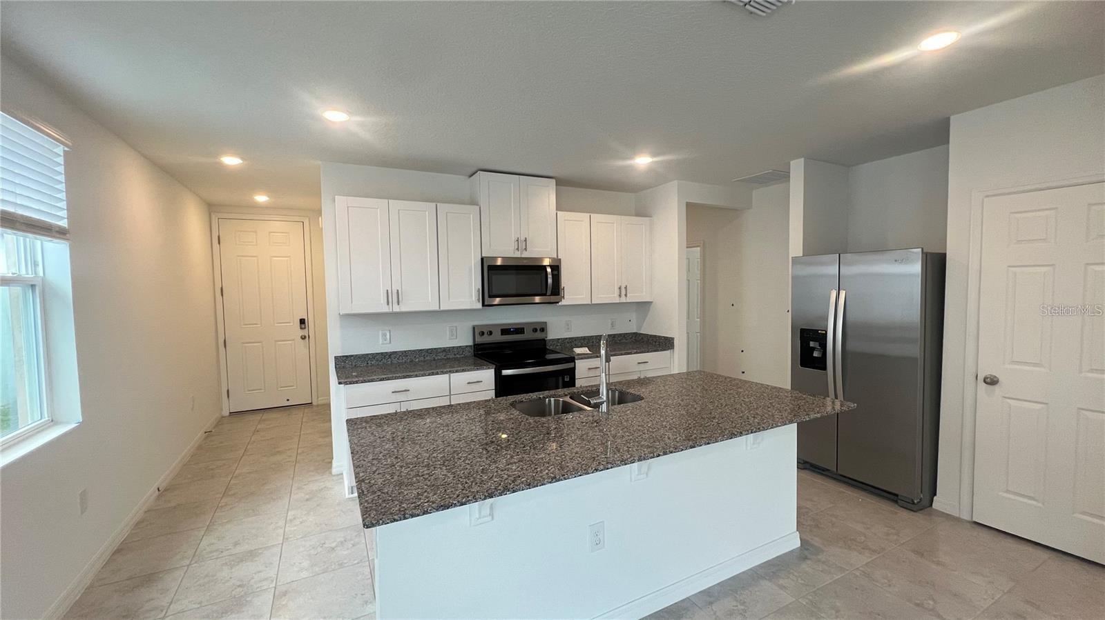 LAKE DEER ESTATES - Residential Lease