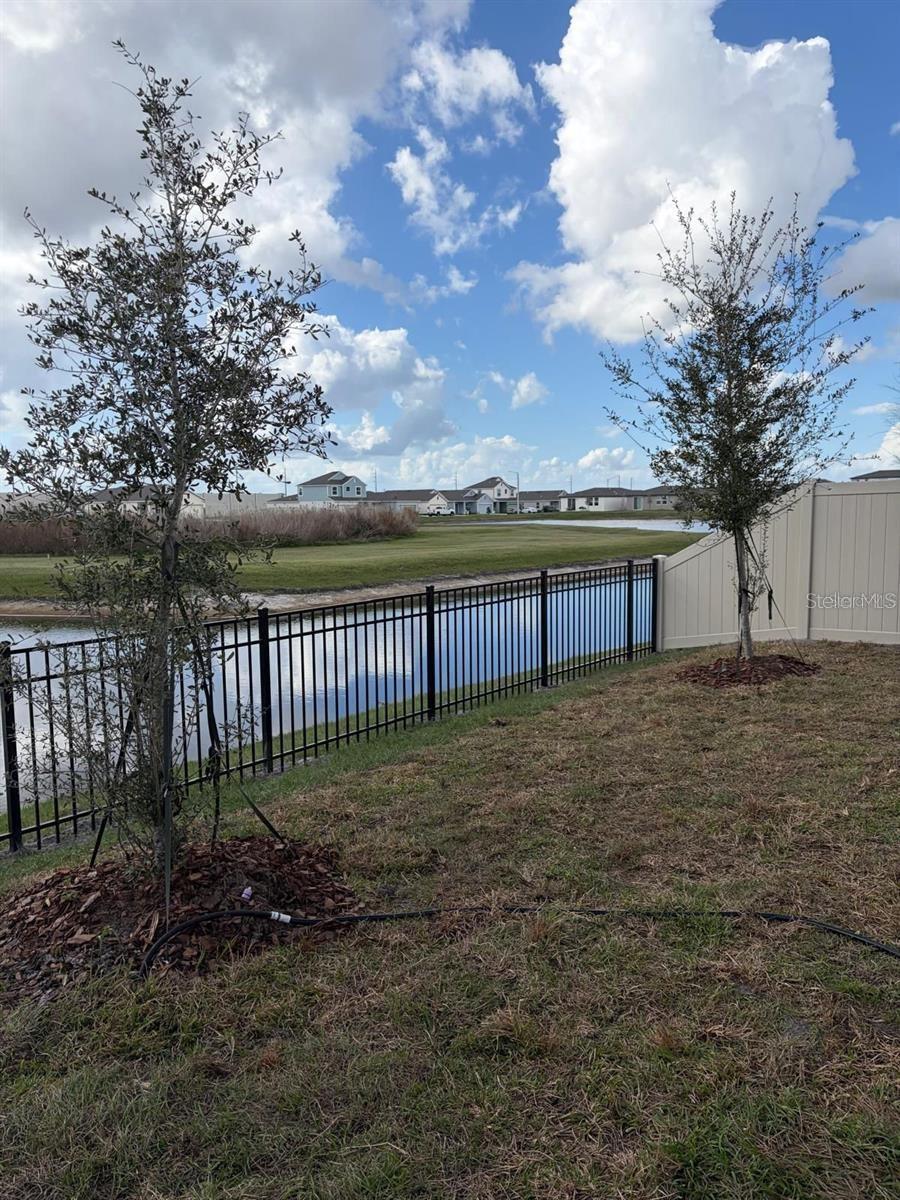 LAKE DEER ESTATES - Residential Lease