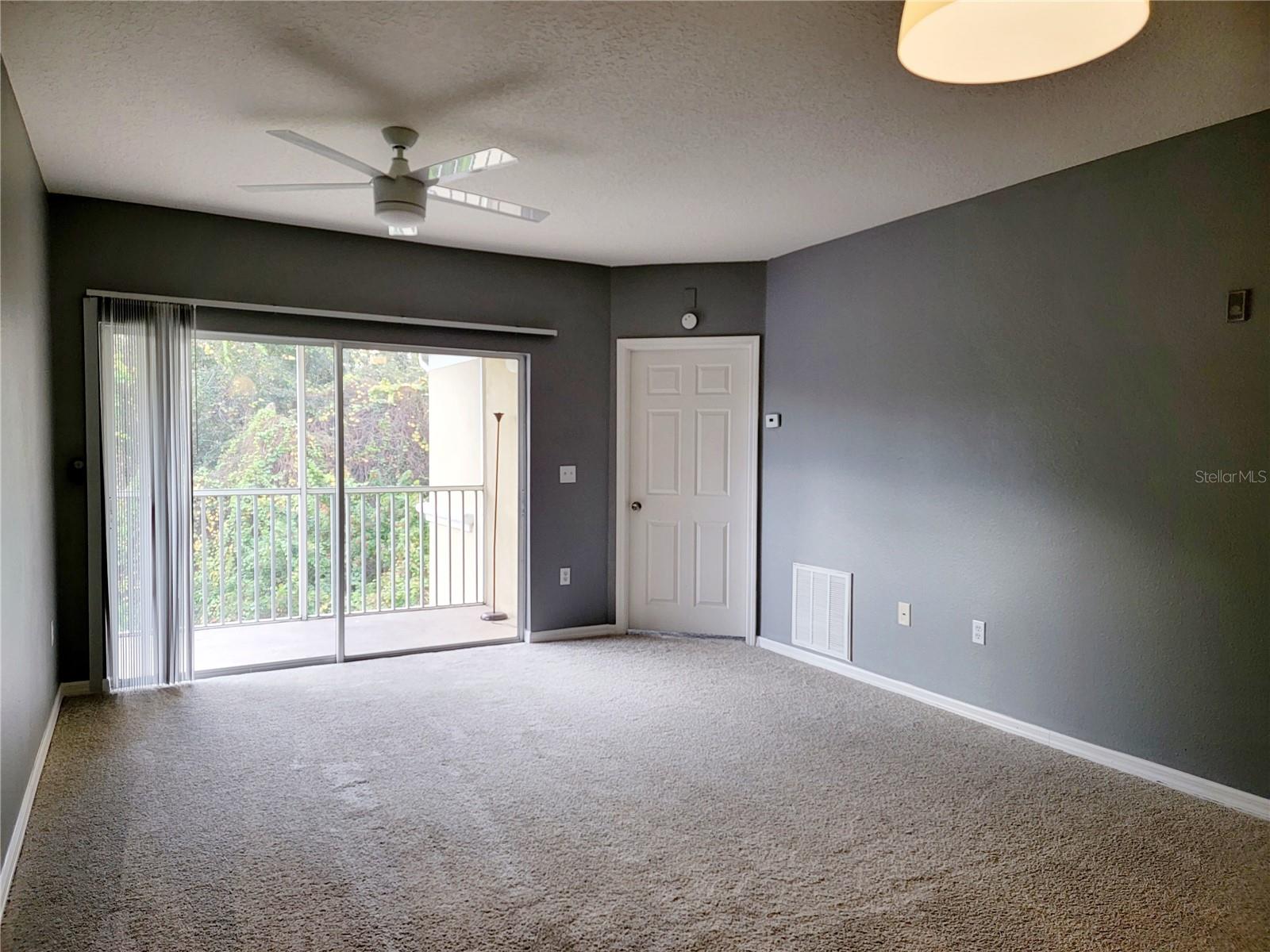 VILLAGES OF BLOOMINGDALE CONDO - Residential