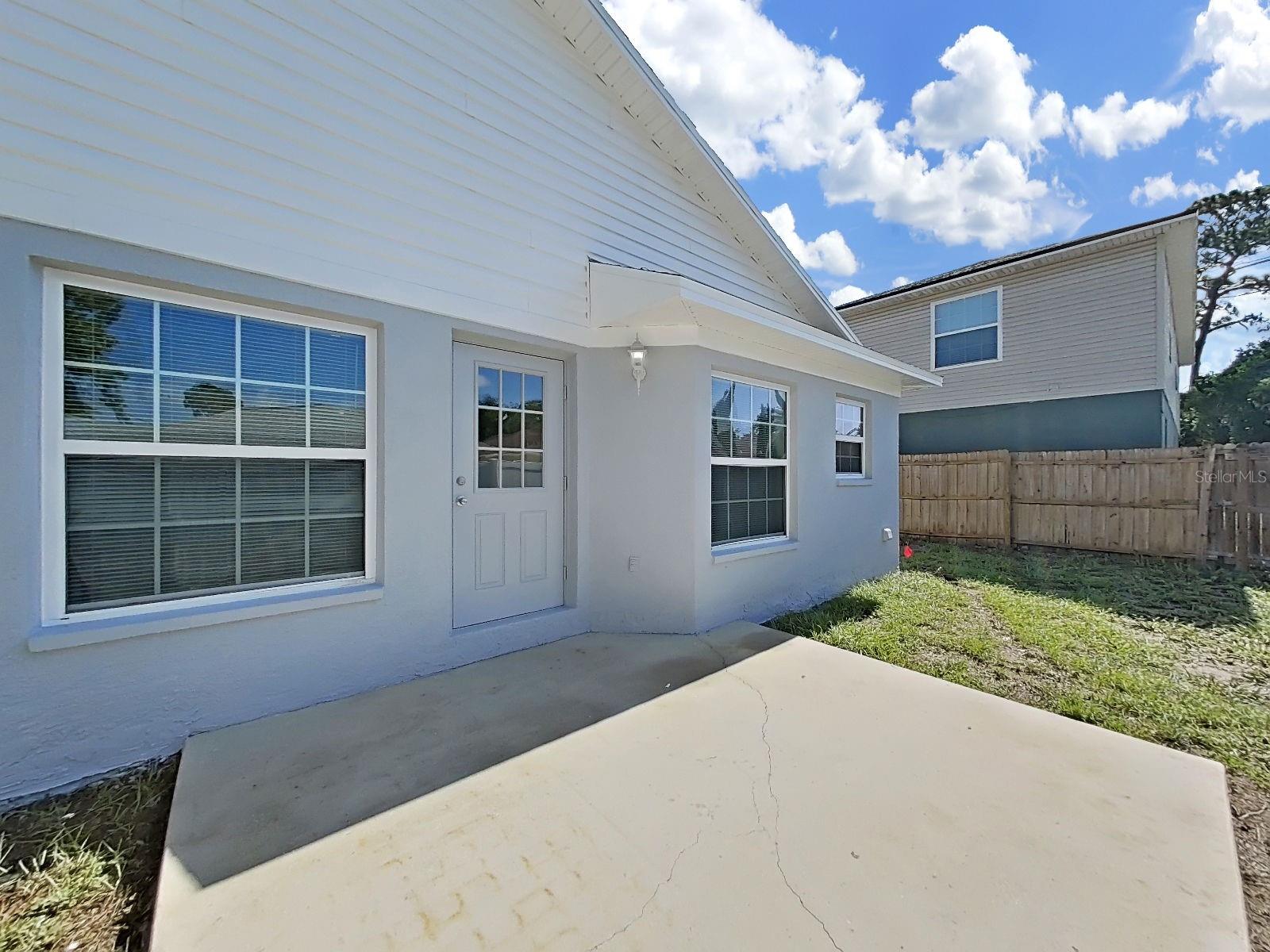 OLD GROVE - Residential