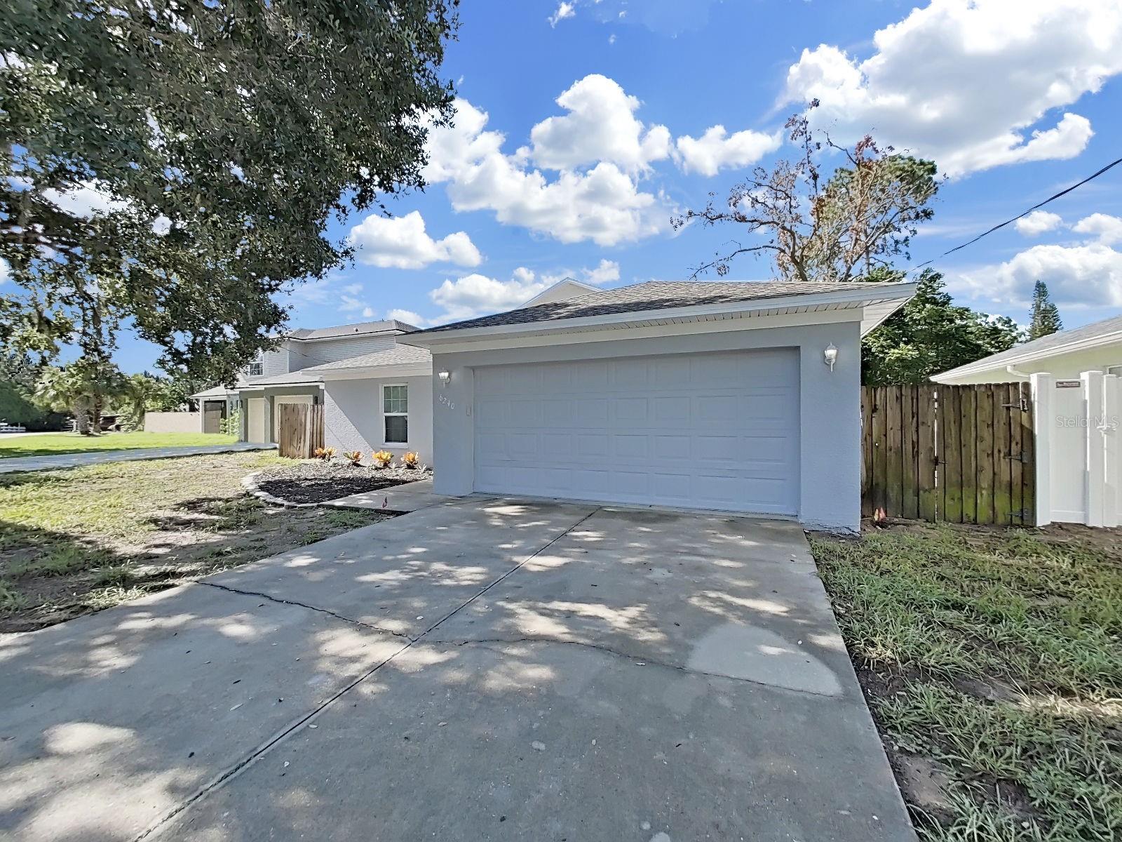 OLD GROVE - Residential