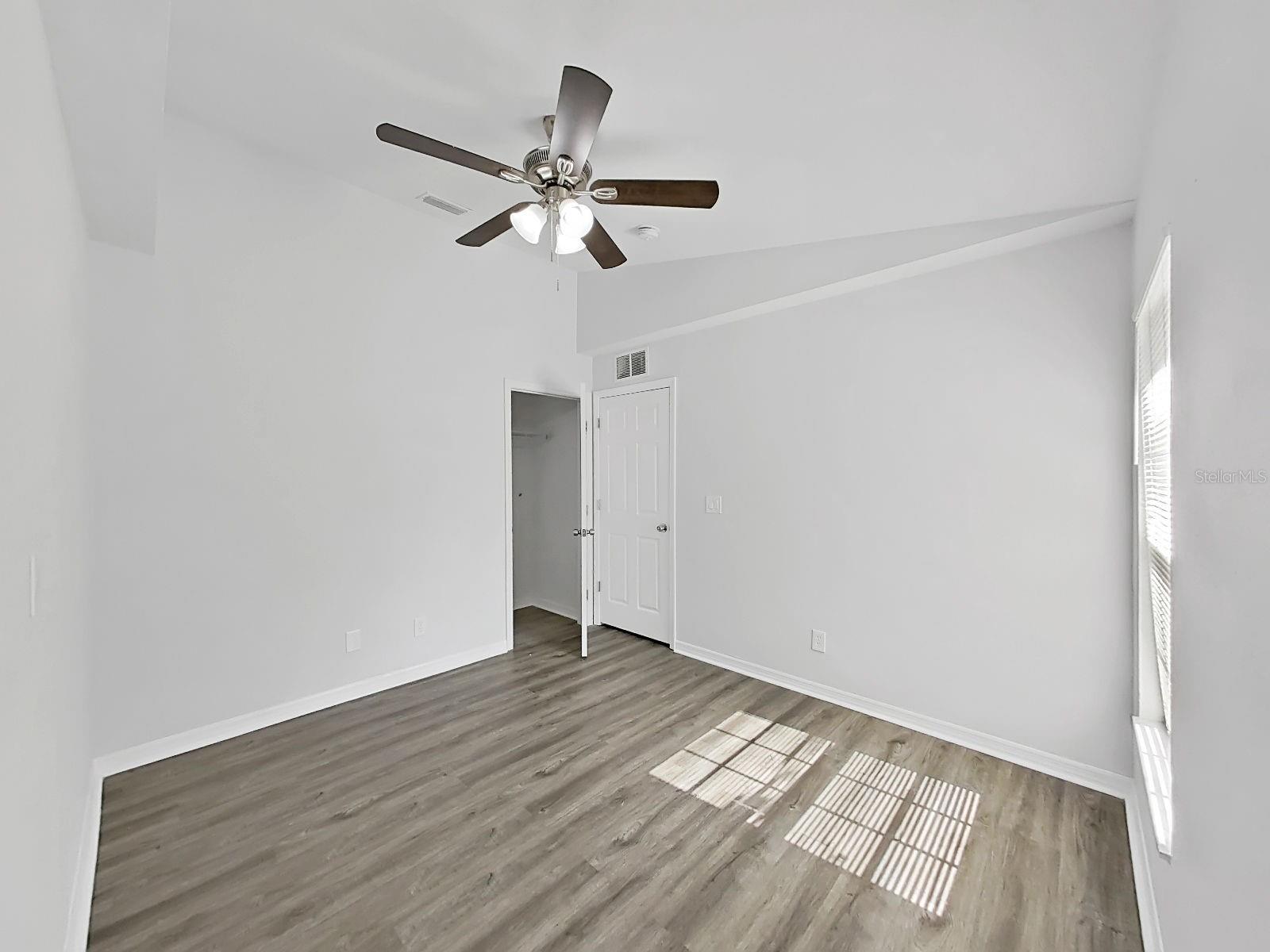 OLD GROVE - Residential