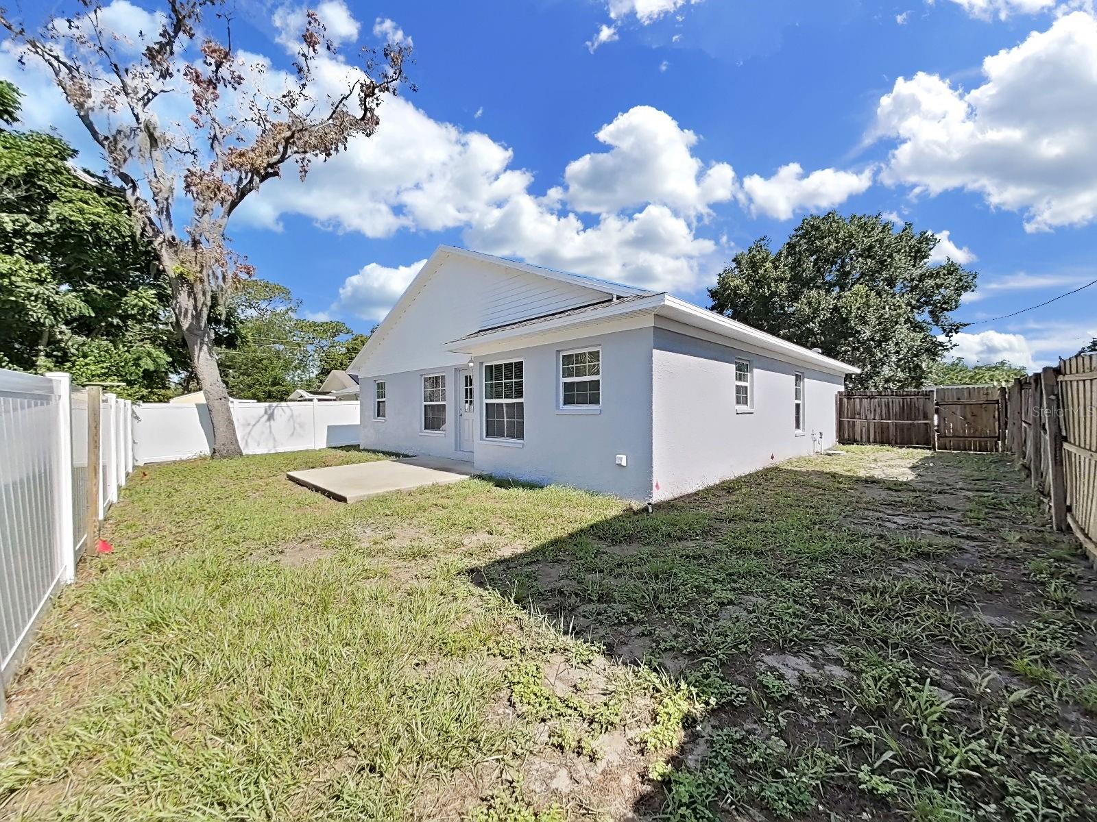 OLD GROVE - Residential