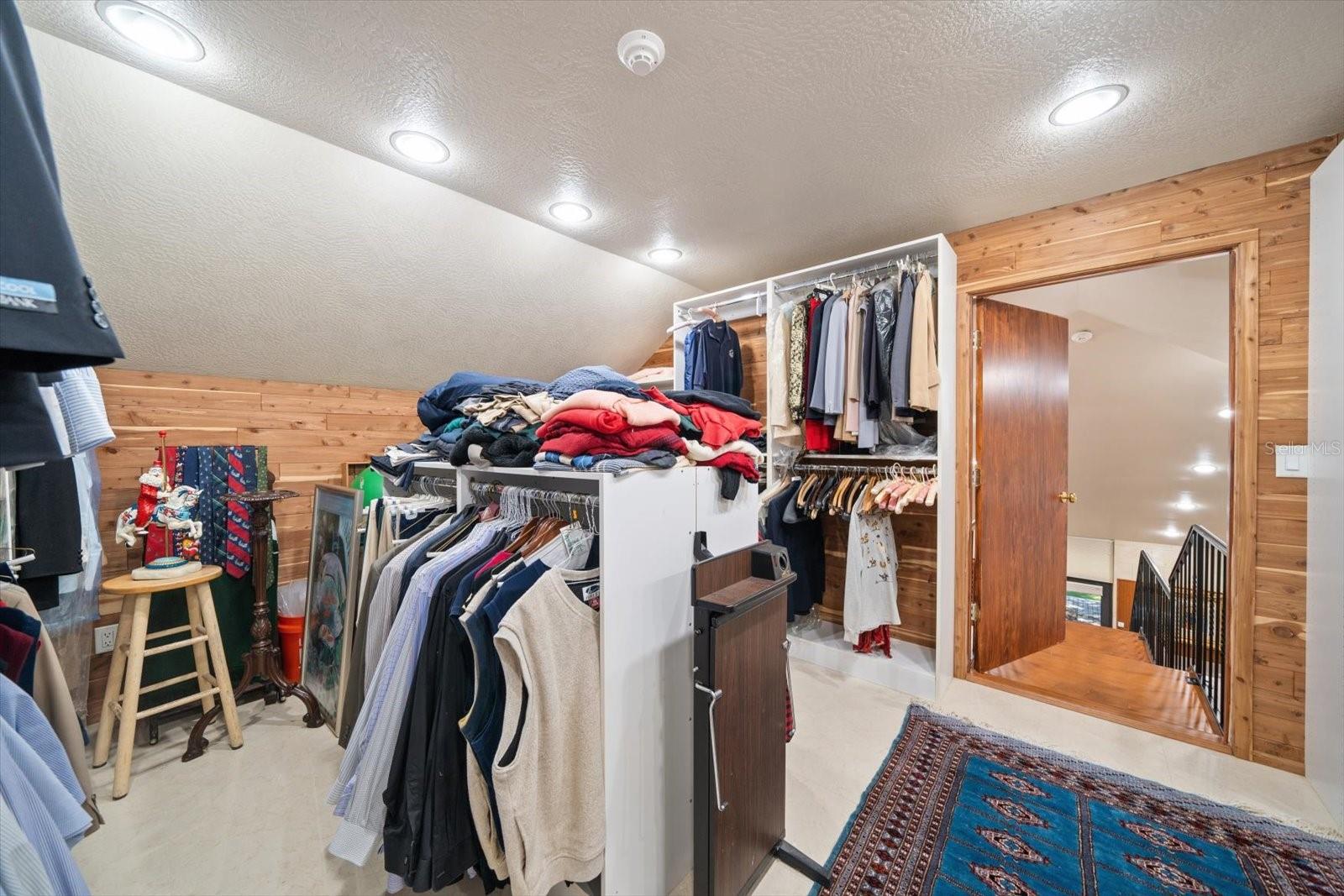 LITTLE PETE TR - Residential