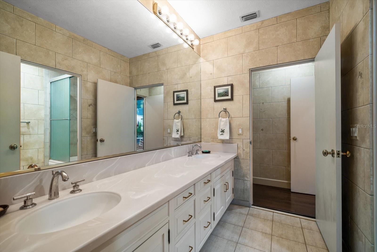 LITTLE PETE TR - Residential