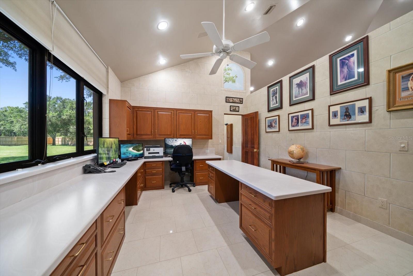 LITTLE PETE TR - Residential