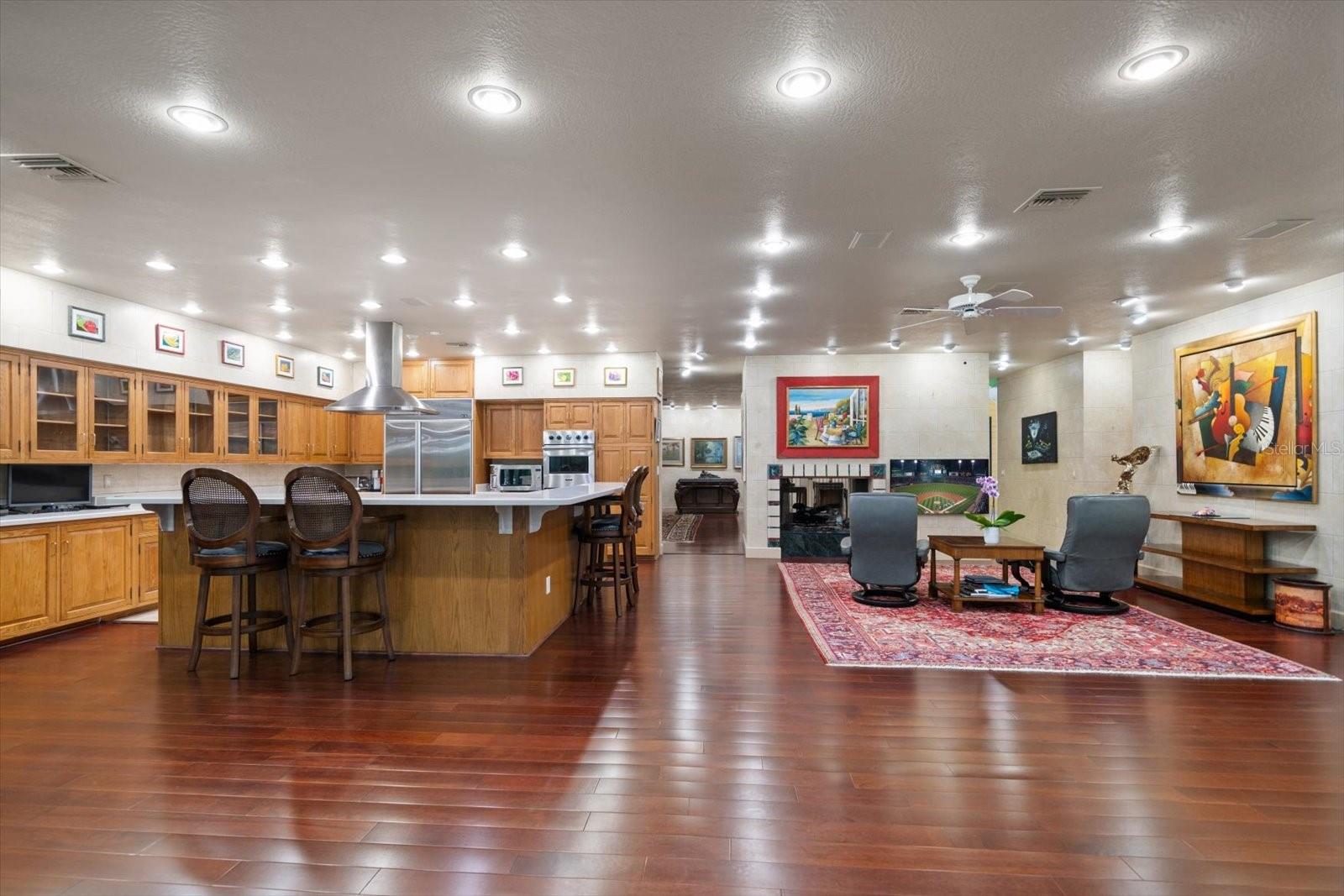 LITTLE PETE TR - Residential