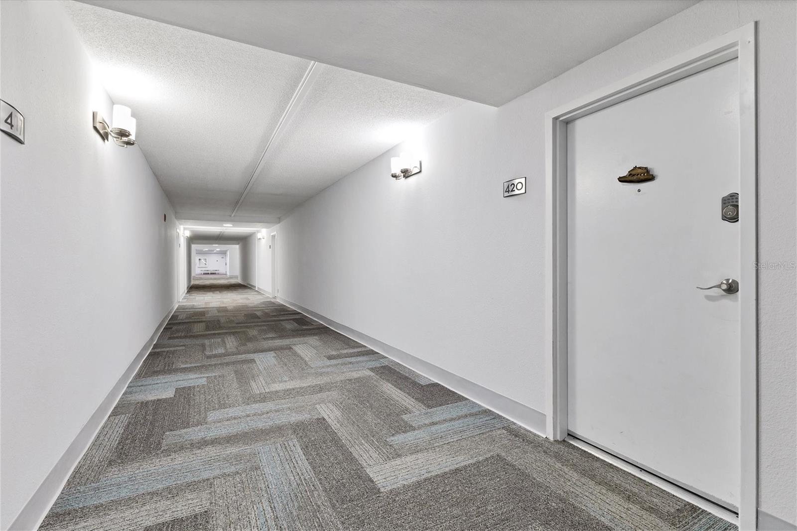 HARBOR TOWERS Y & R - Residential