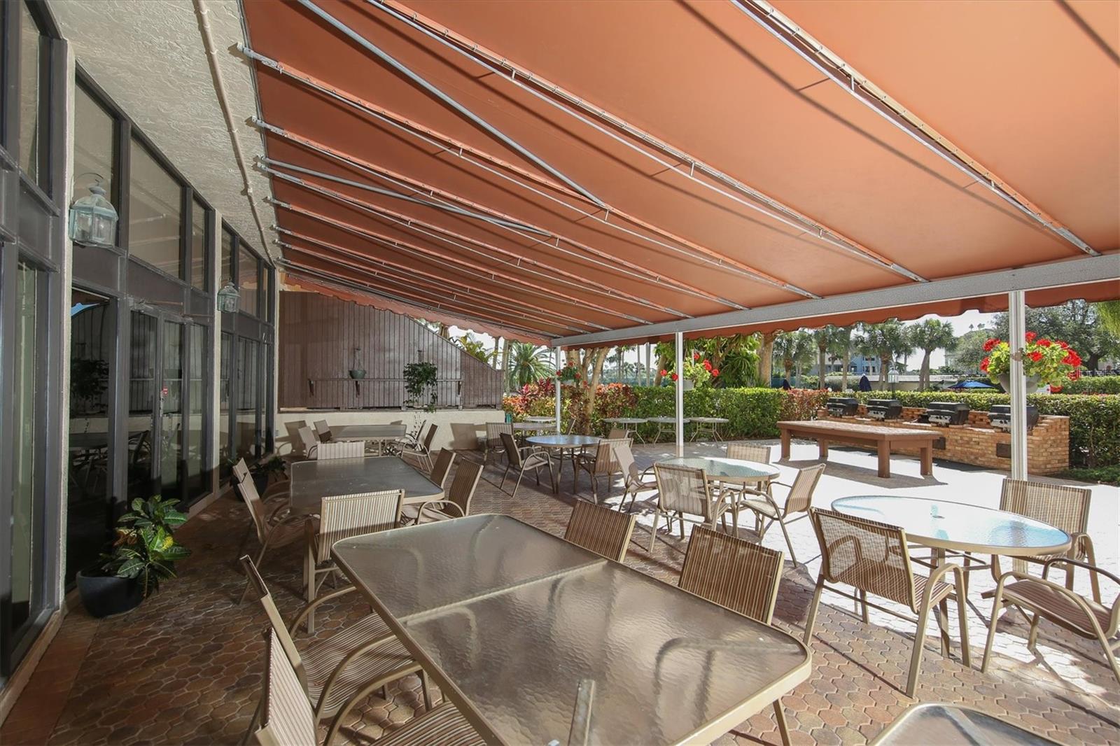 HARBOR TOWERS Y & R - Residential
