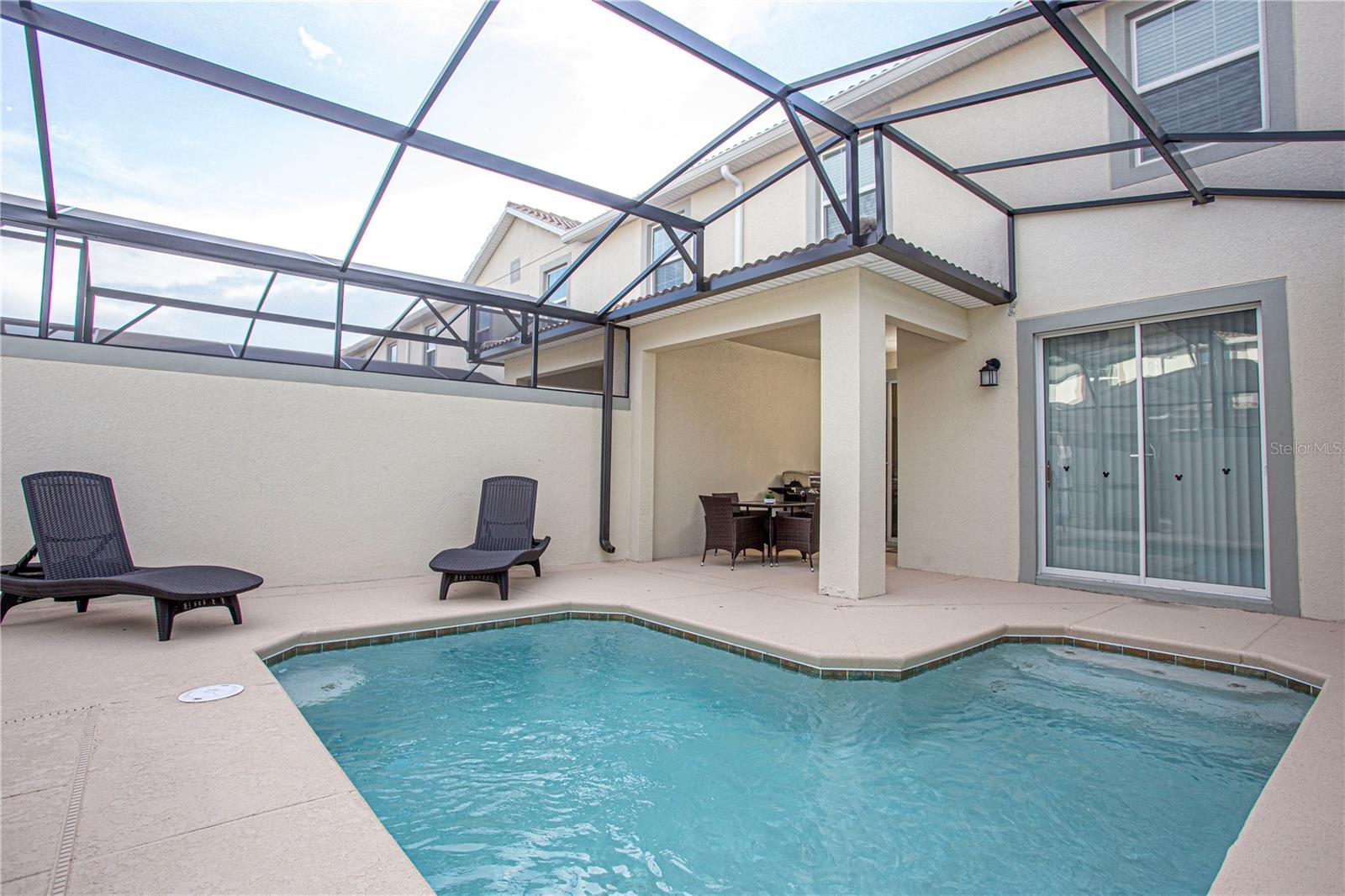 STOREY LAKE PH 3 - Residential