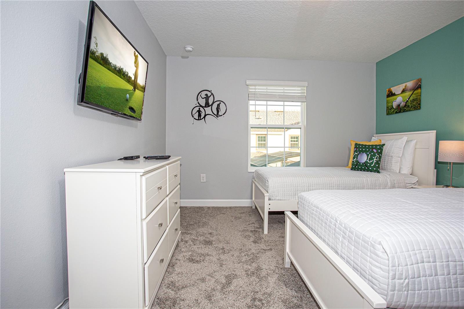 STOREY LAKE PH 3 - Residential