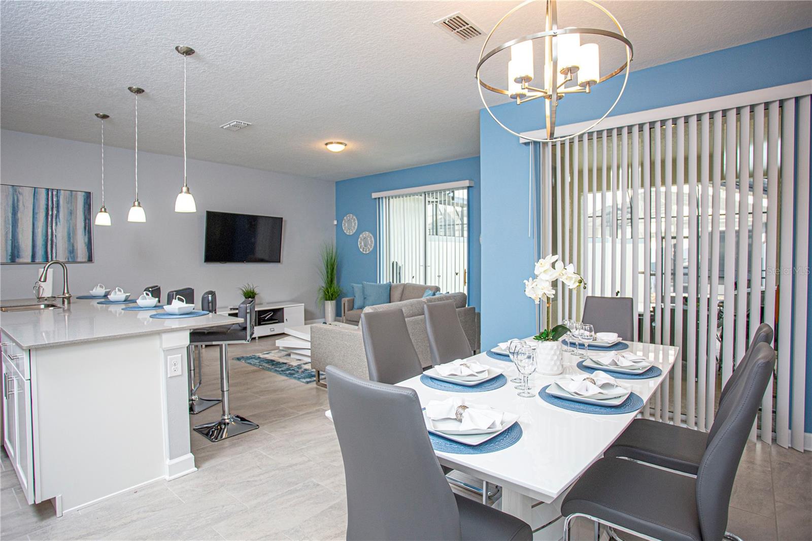 STOREY LAKE PH 3 - Residential