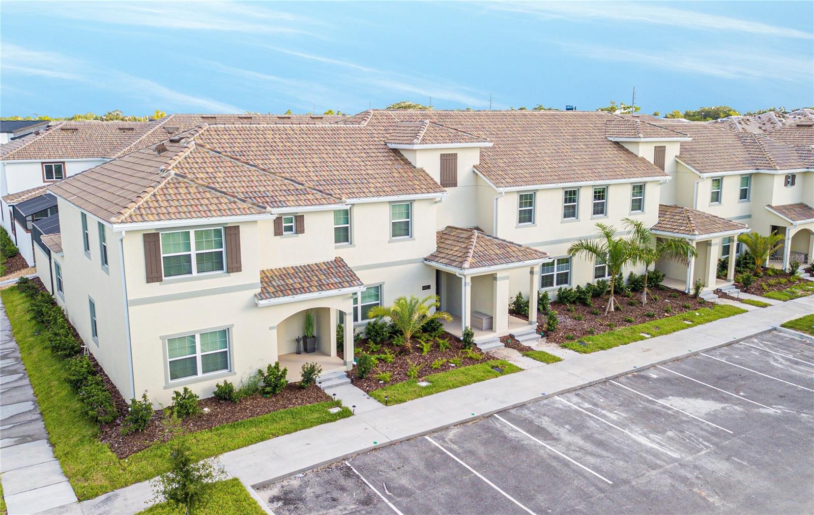 STOREY LAKE PH 3 - Residential