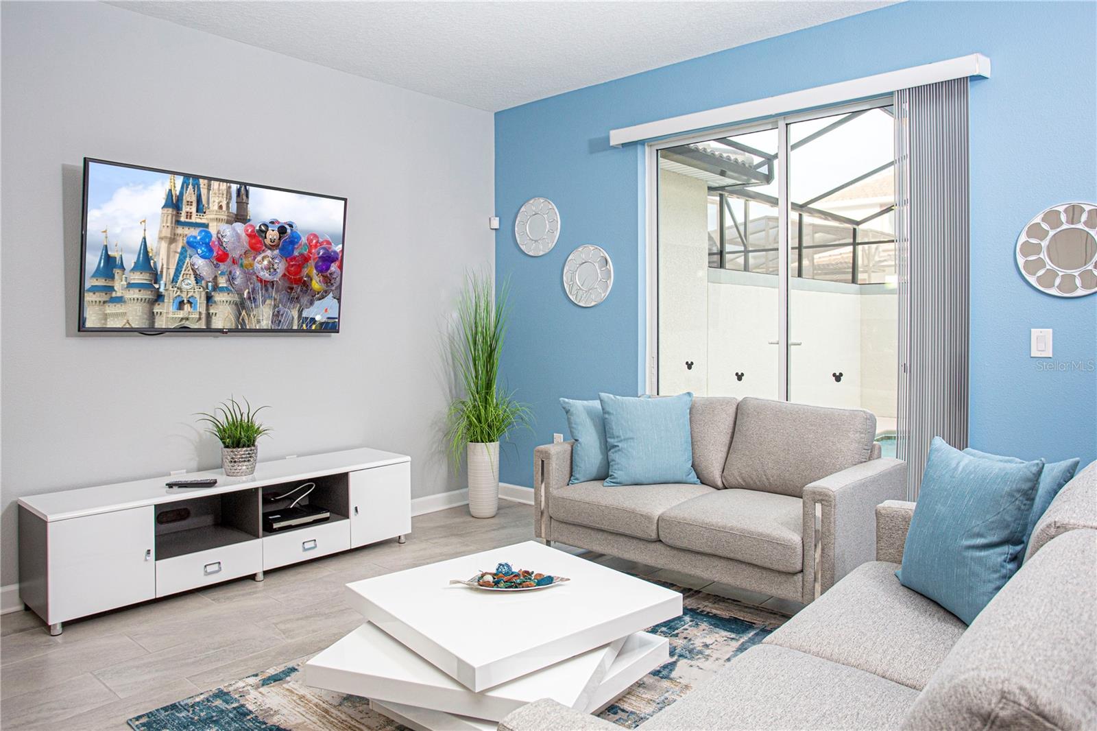 STOREY LAKE PH 3 - Residential