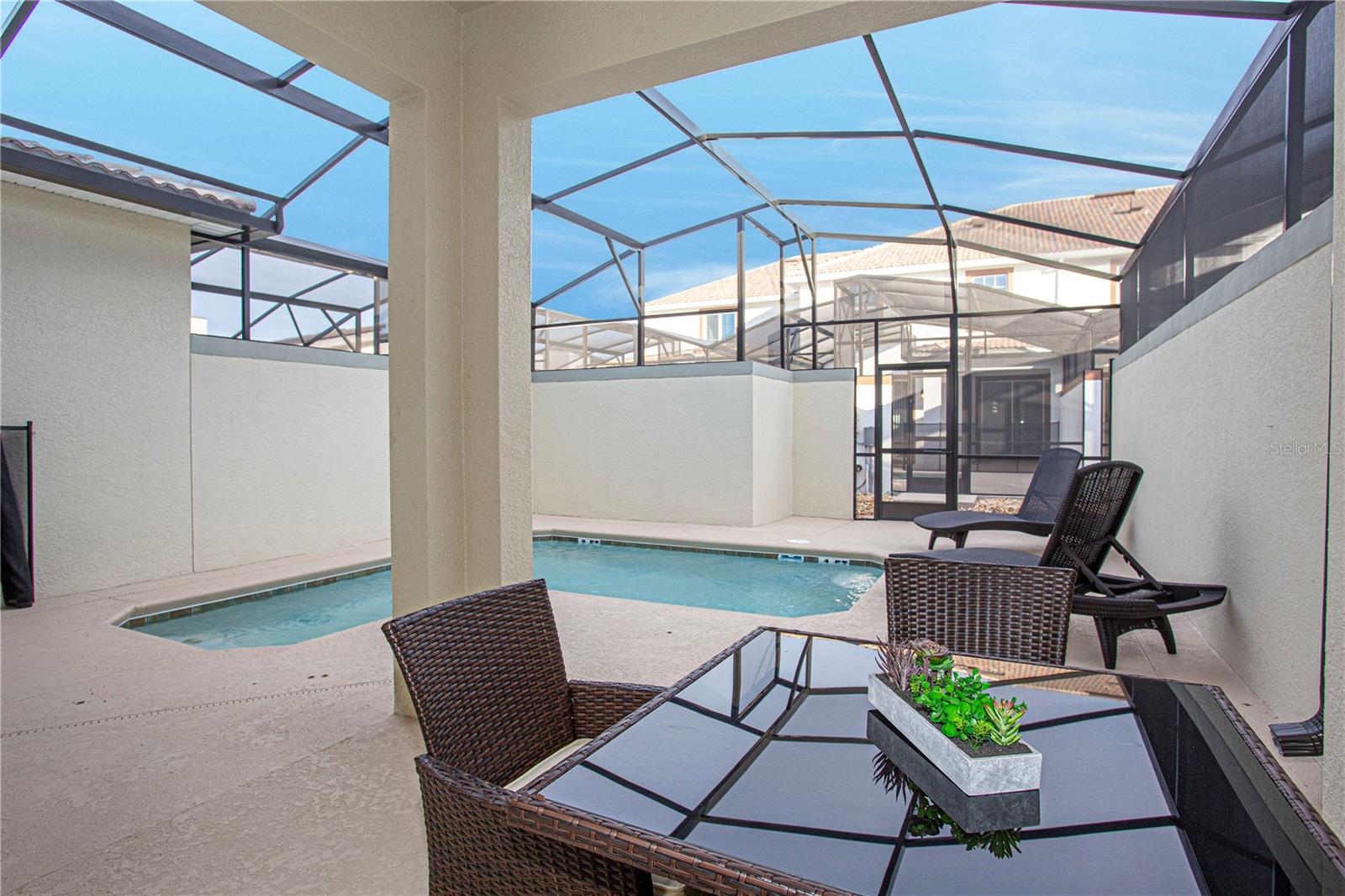 STOREY LAKE PH 3 - Residential