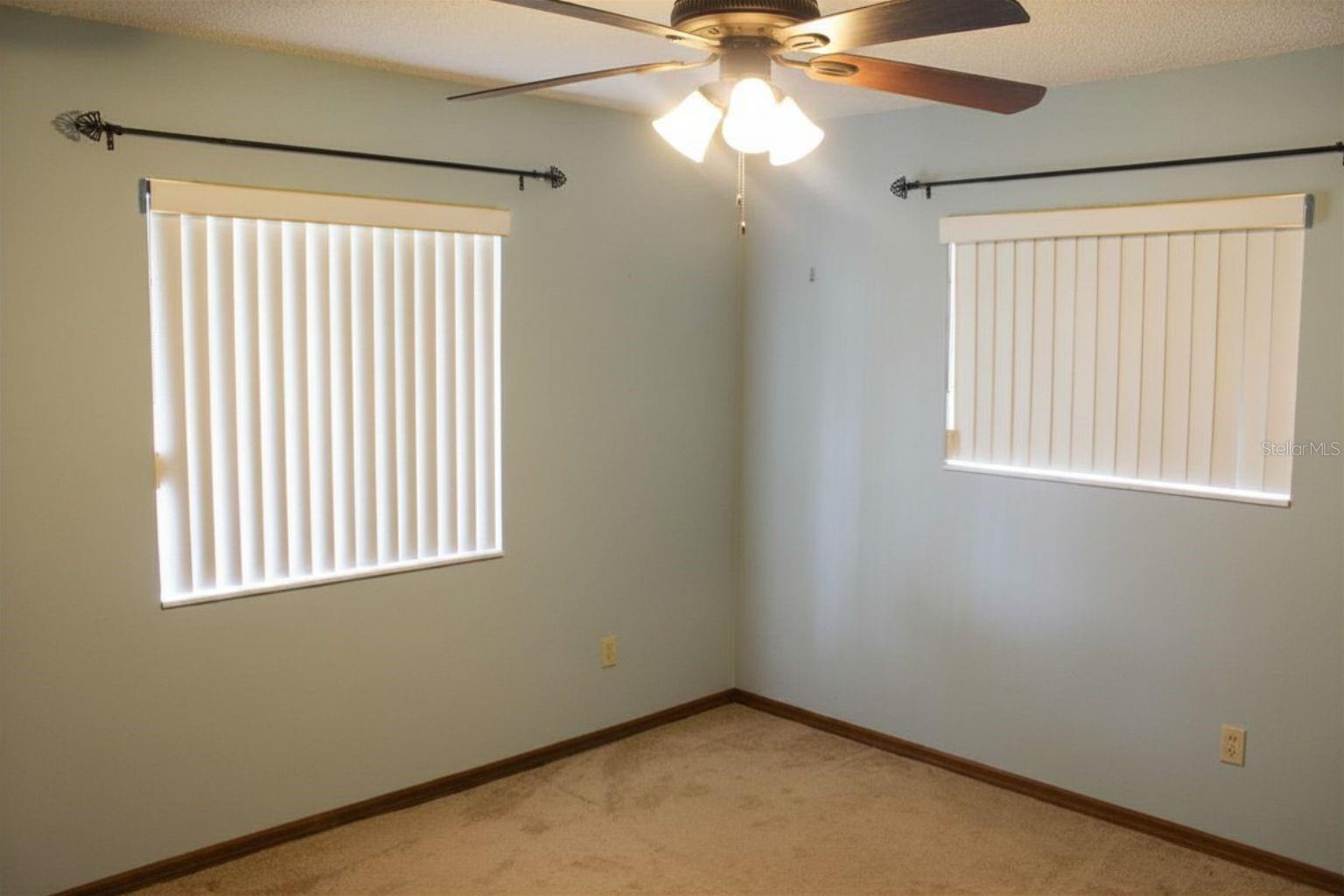DELTONA LAKES UN 17 - Residential