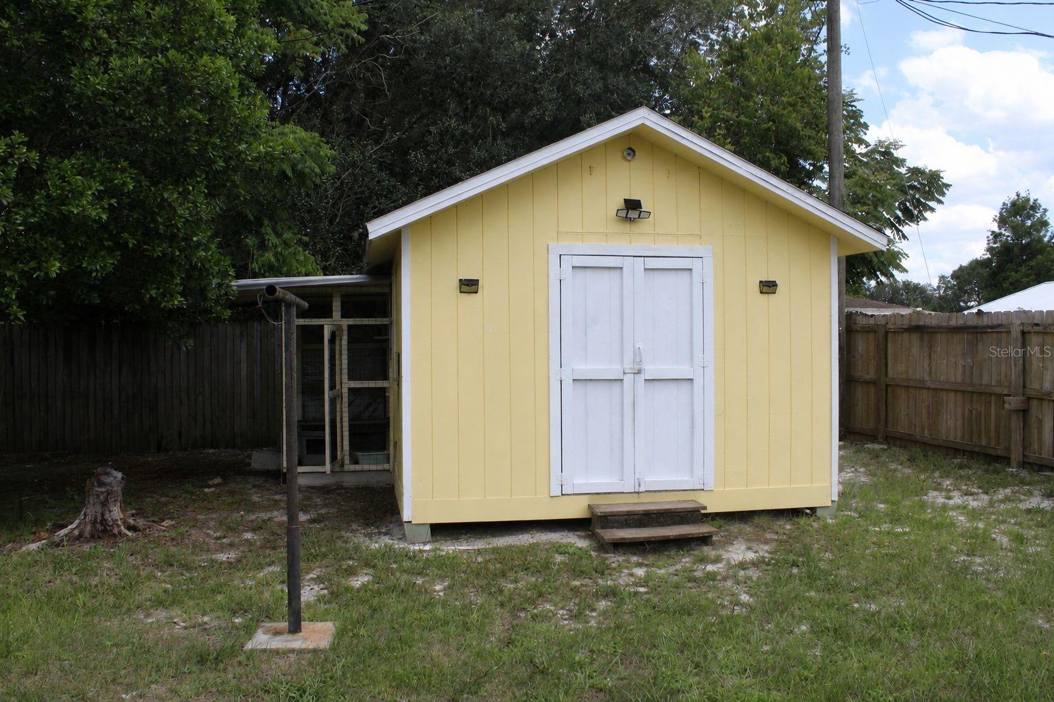 DELTONA LAKES UN 17 - Residential