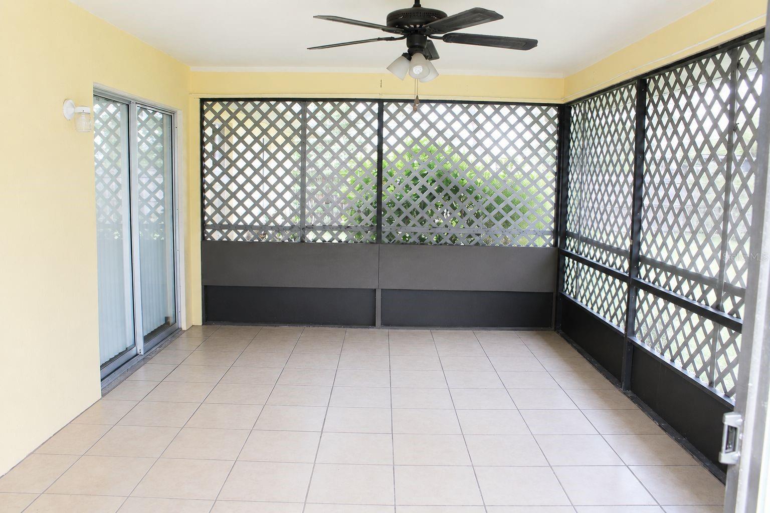 DELTONA LAKES UN 17 - Residential