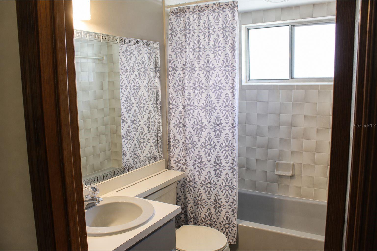 DELTONA LAKES UN 17 - Residential