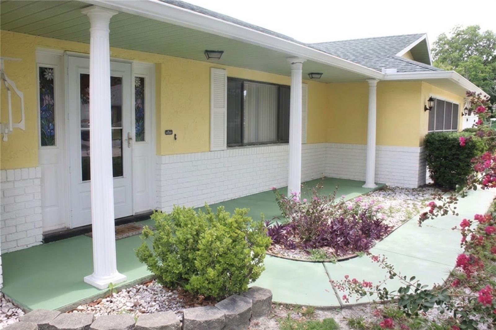 DELTONA LAKES UN 17 - Residential