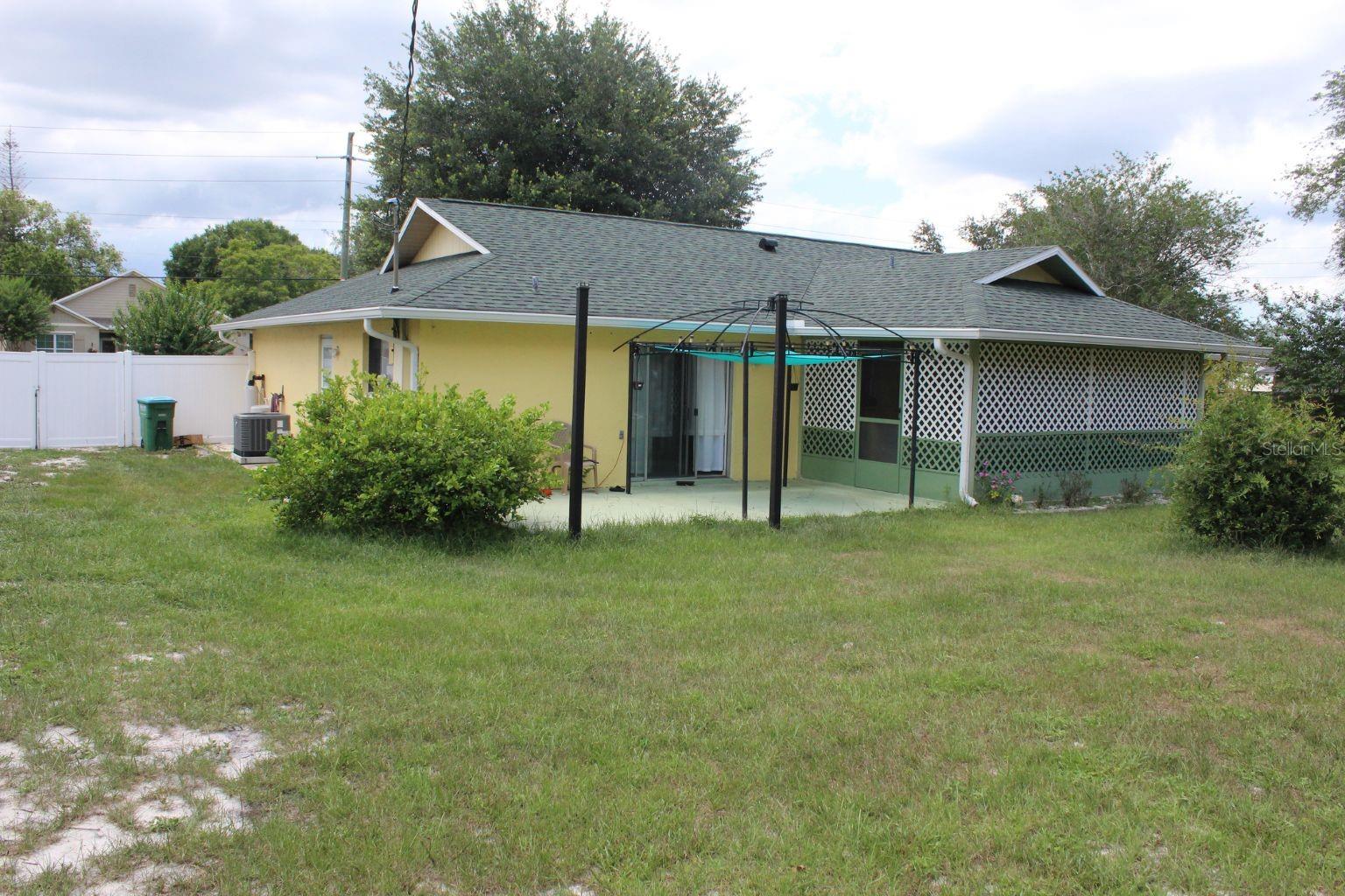 DELTONA LAKES UN 17 - Residential