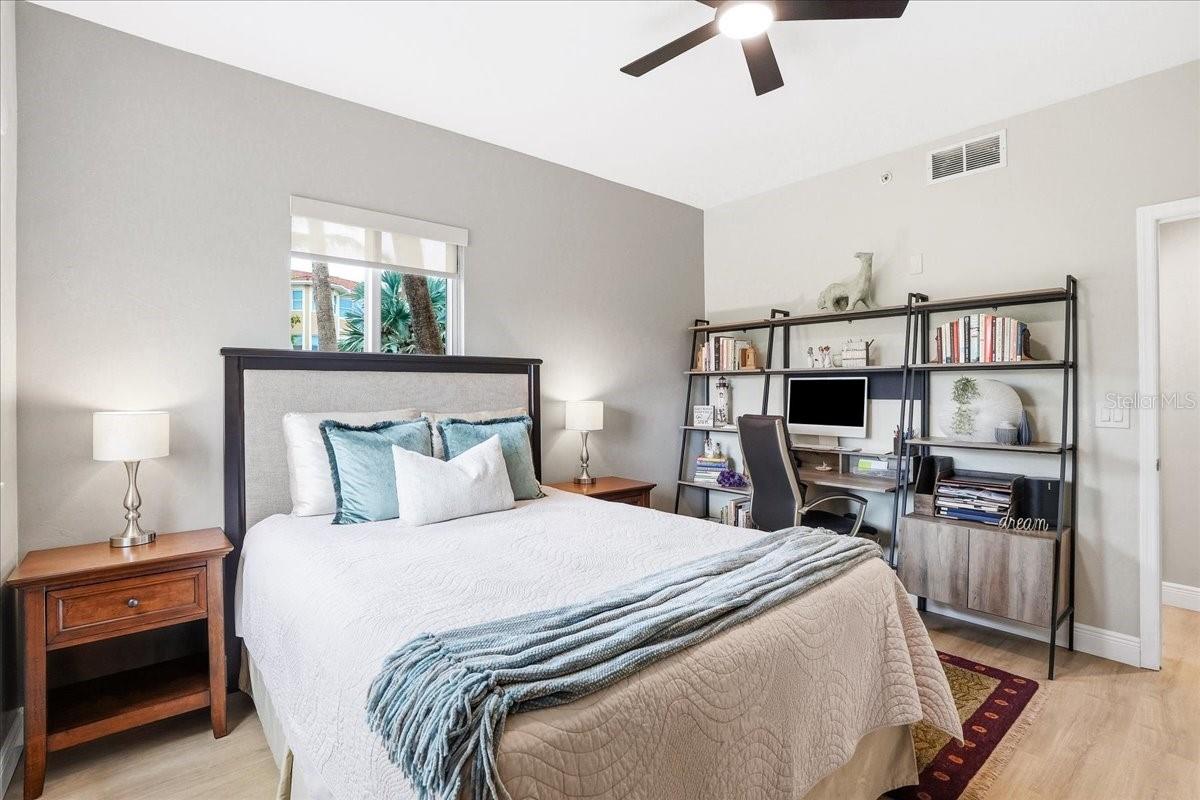 PALM ISLES PH 01 - Residential