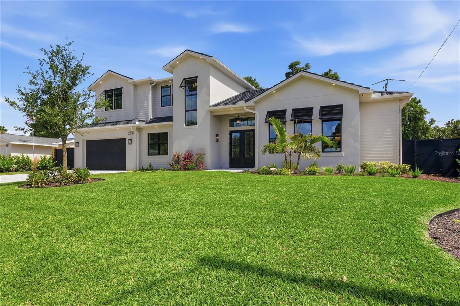 SOUTH GATE - Residential