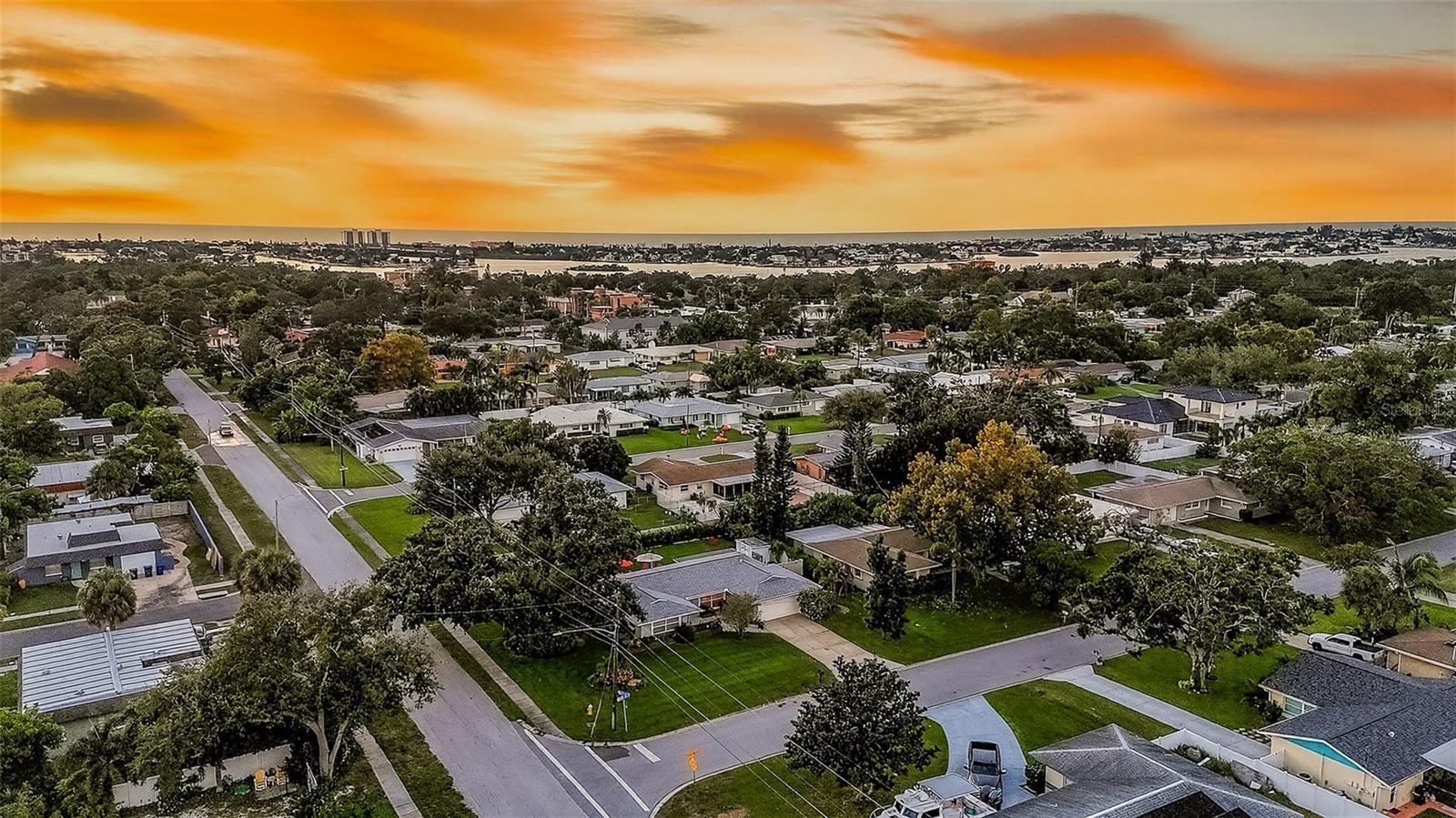GROVE LAKE MANOR - Residential