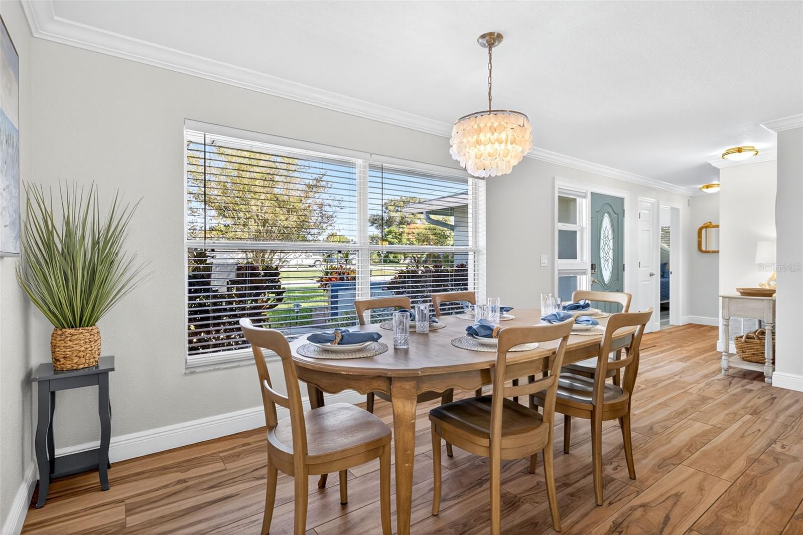 GROVE LAKE MANOR - Residential