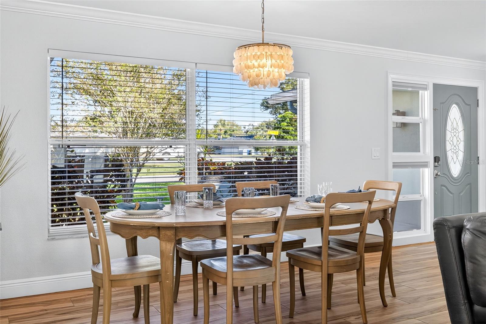 GROVE LAKE MANOR - Residential