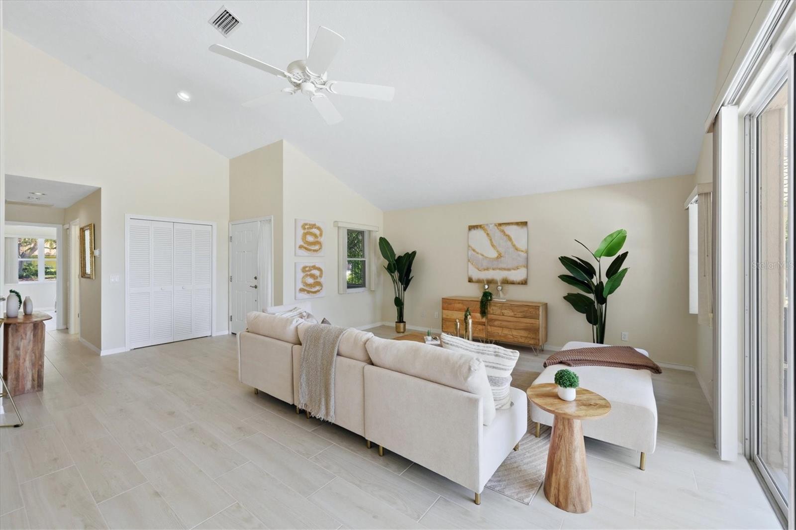 VILLAS AT DEER CREEK - Residential
