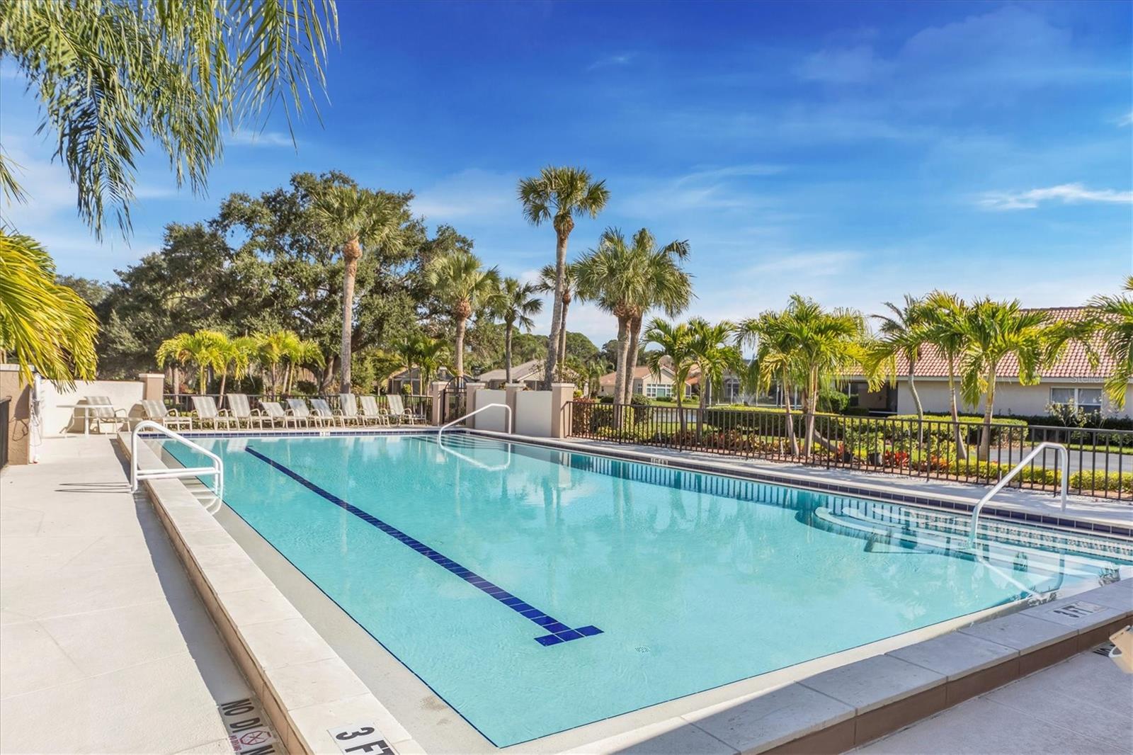 VILLAS AT DEER CREEK - Residential