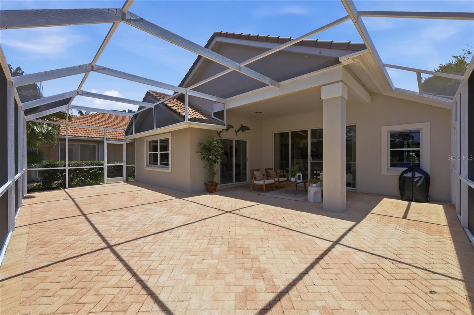 VILLAS AT DEER CREEK - Residential