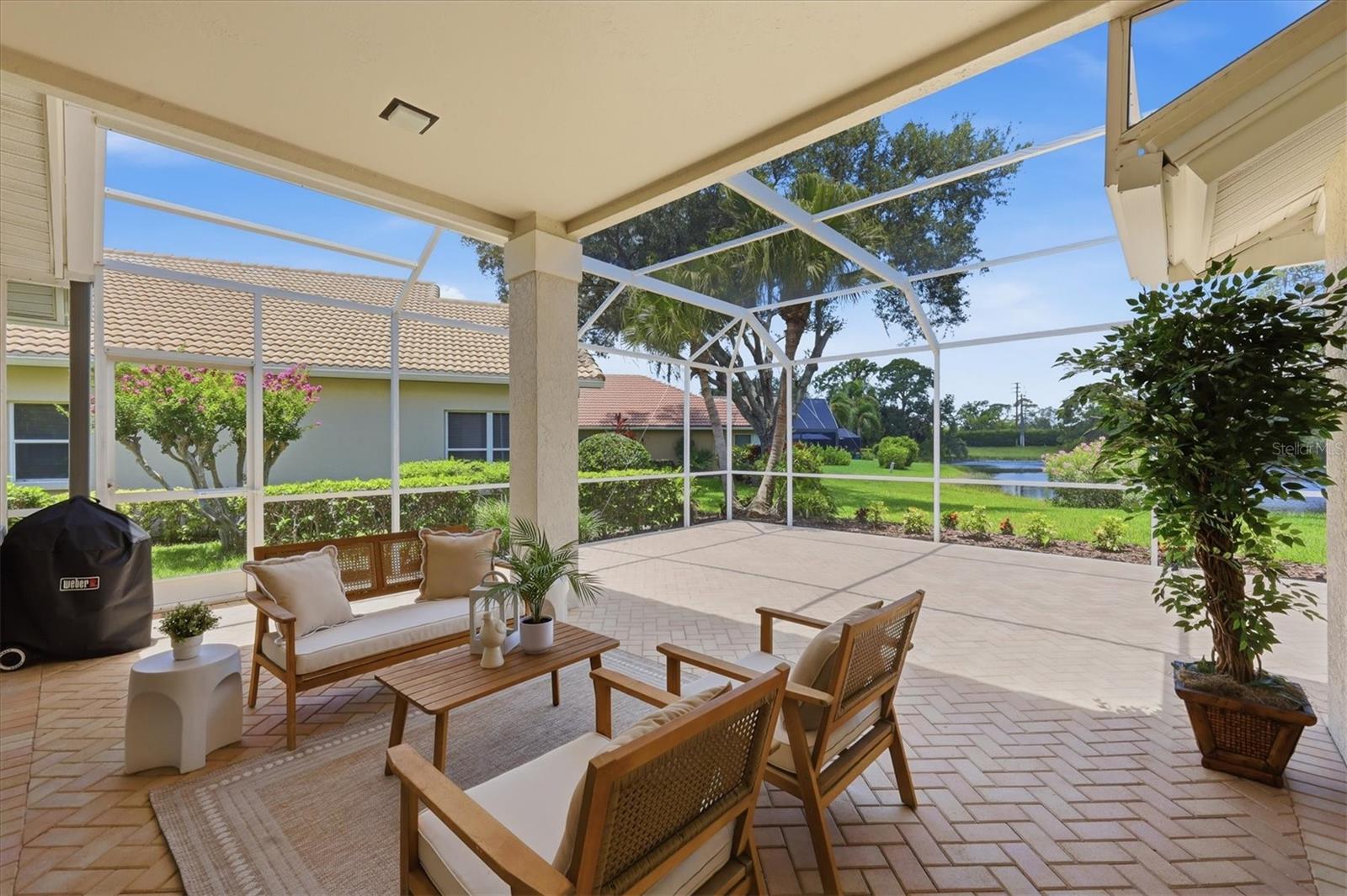 VILLAS AT DEER CREEK - Residential