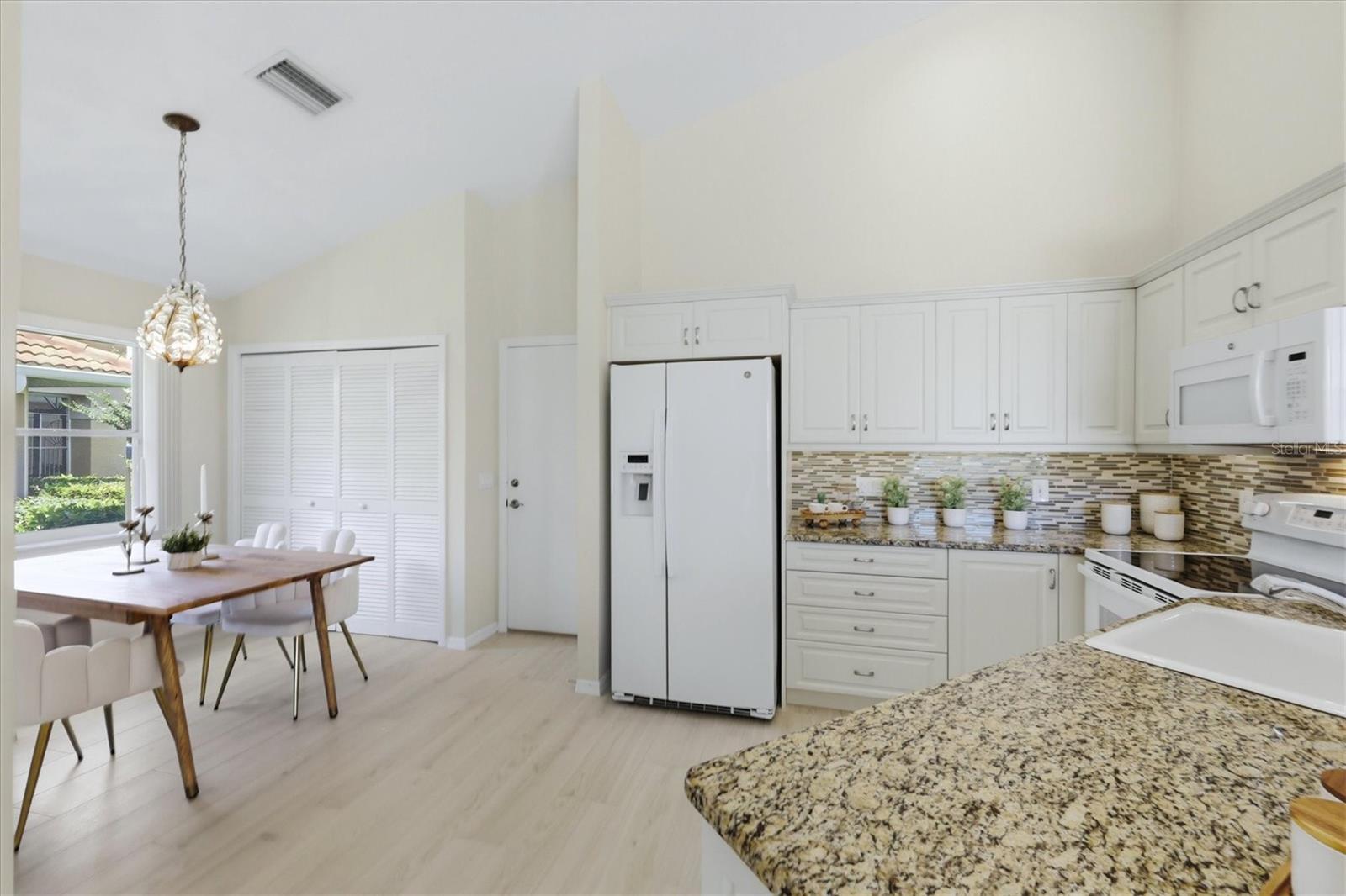 VILLAS AT DEER CREEK - Residential