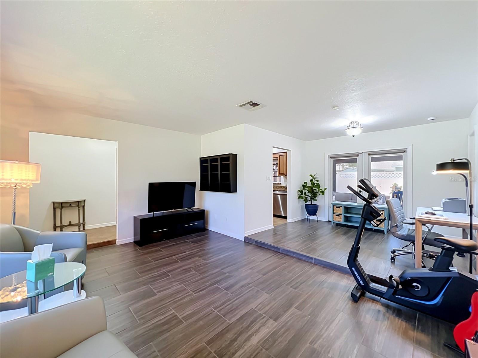WEST ALTAMONTE HEIGHTS SEC 2 - Residential