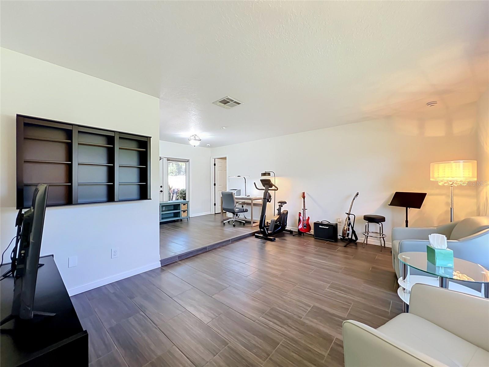 WEST ALTAMONTE HEIGHTS SEC 2 - Residential