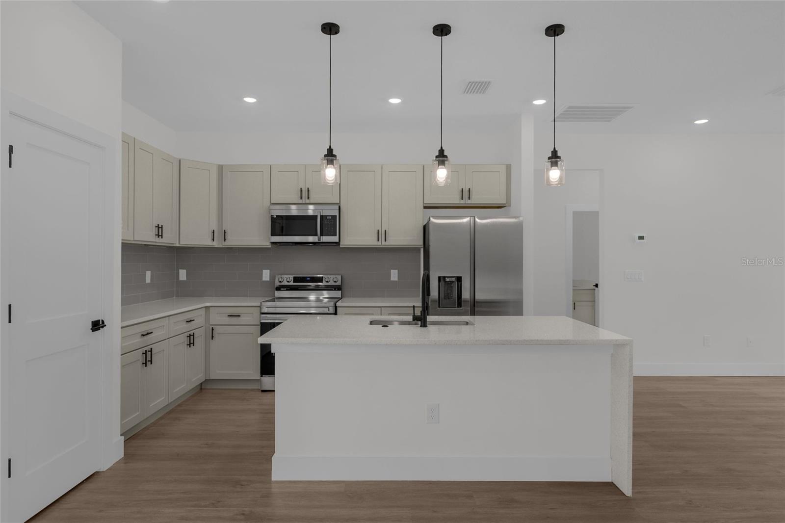 CITRUS SPGS UNIT 13 - Residential