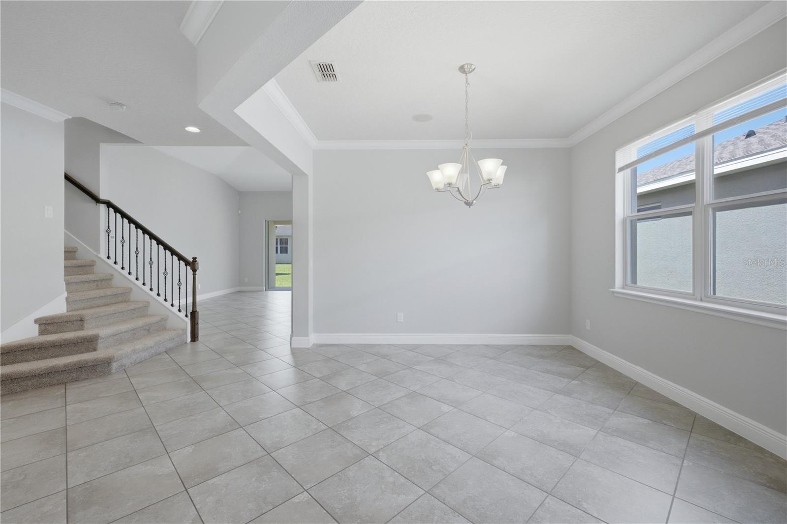 POINTE/HUNTER'S CRK - Residential