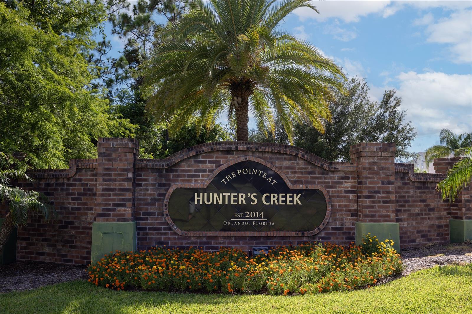 POINTE/HUNTER'S CRK - Residential