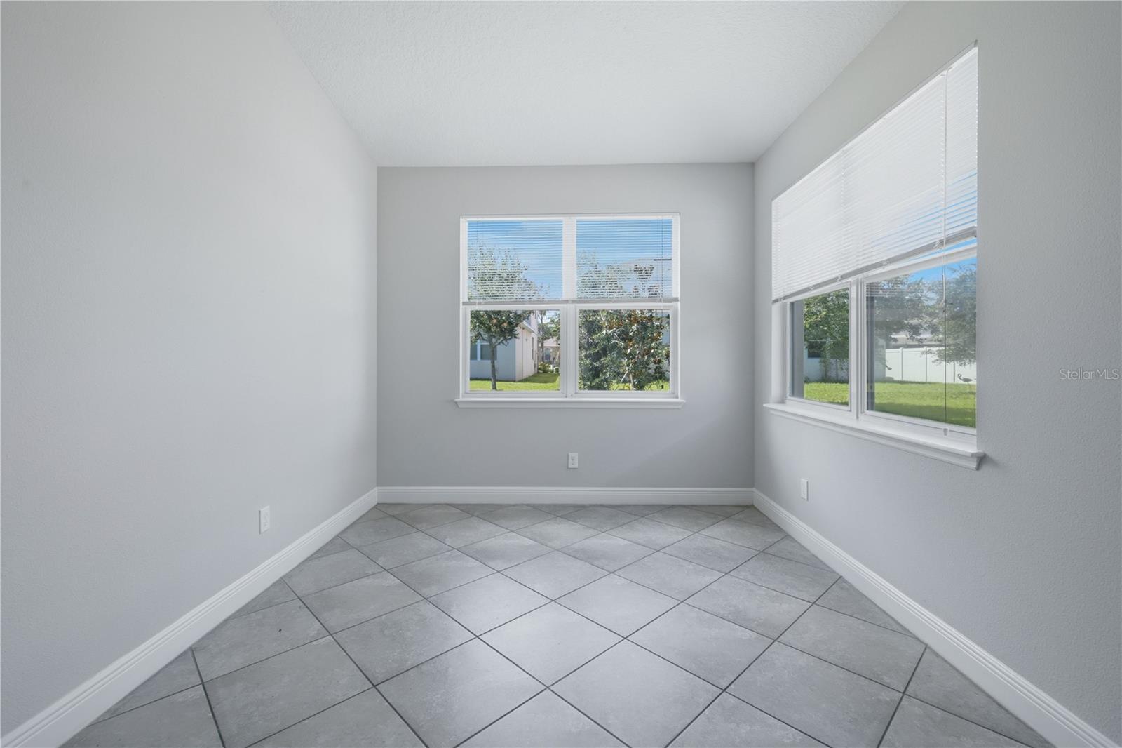 POINTE/HUNTER'S CRK - Residential