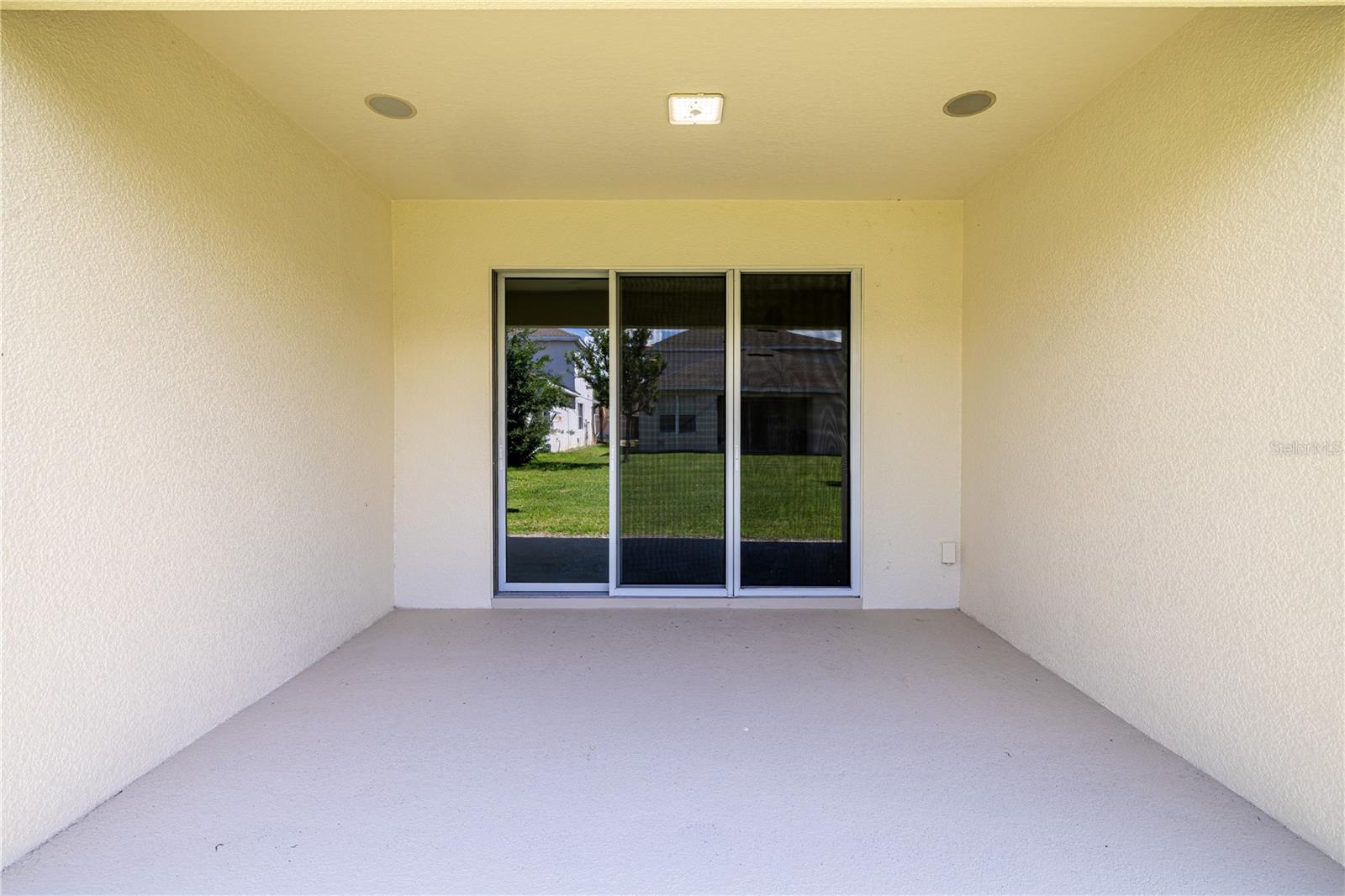 POINTE/HUNTER'S CRK - Residential