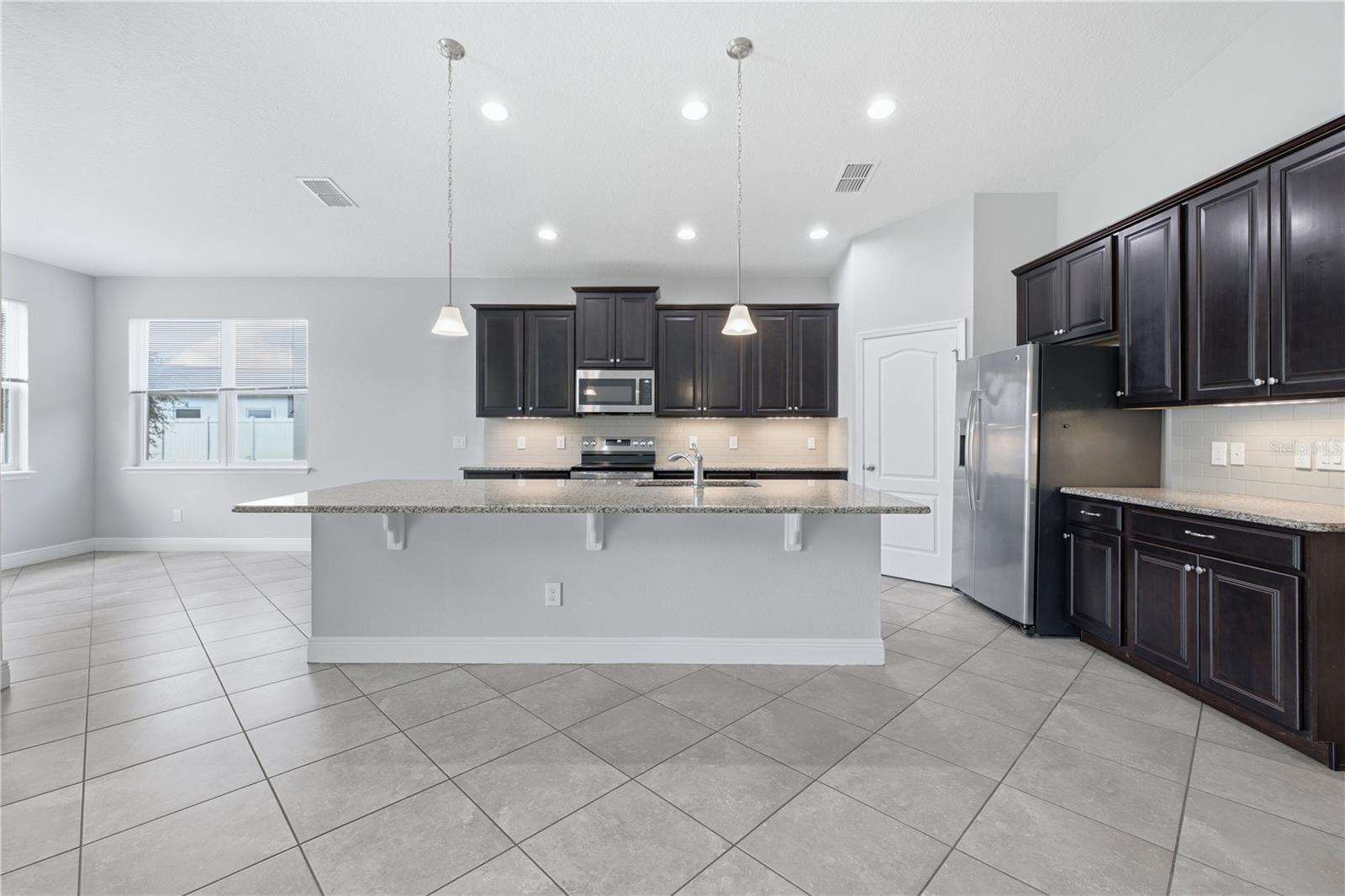 POINTE/HUNTER'S CRK - Residential